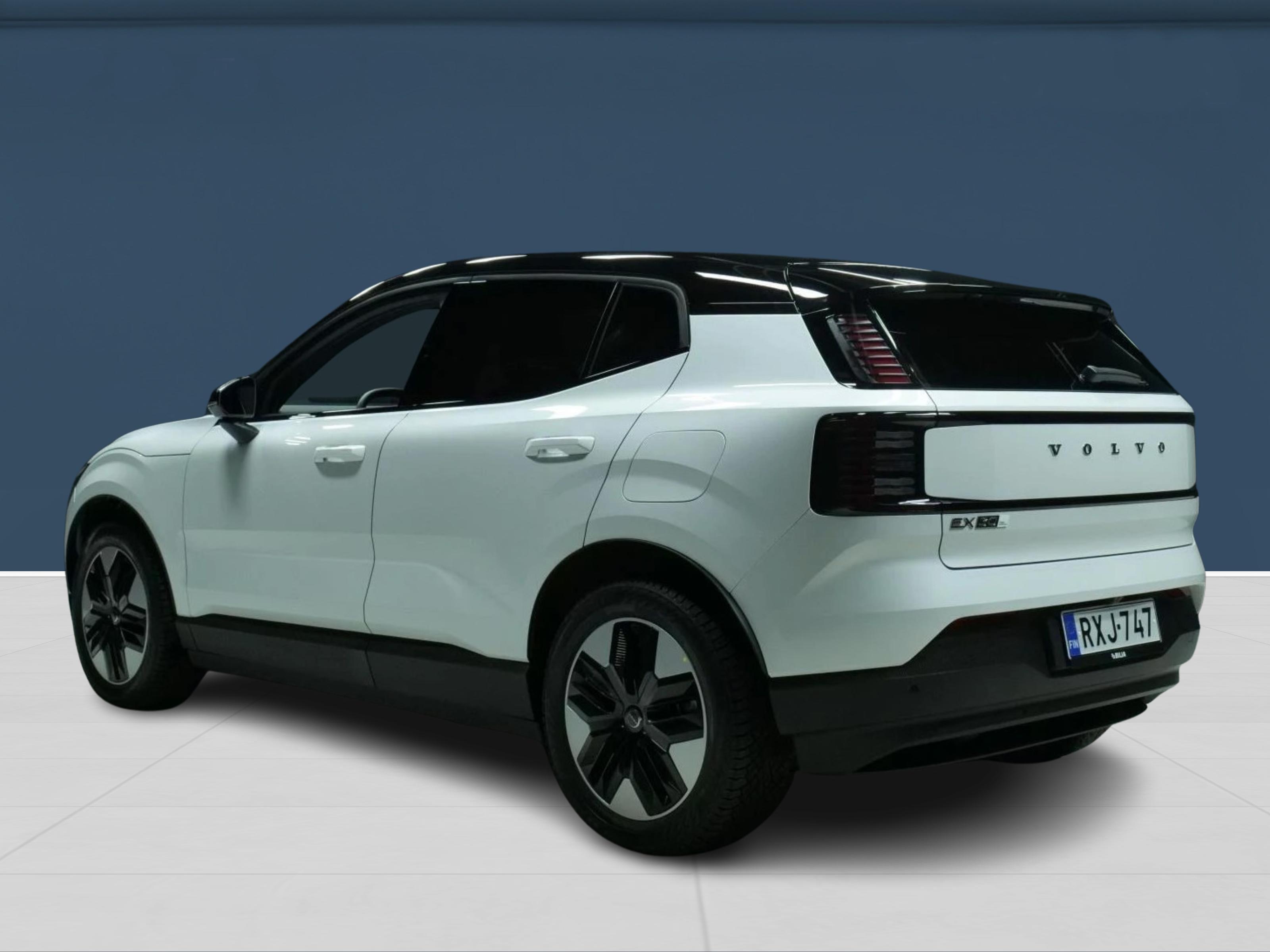 Volvo EX30 Twin Performance Plus 2025, kuva 2/18