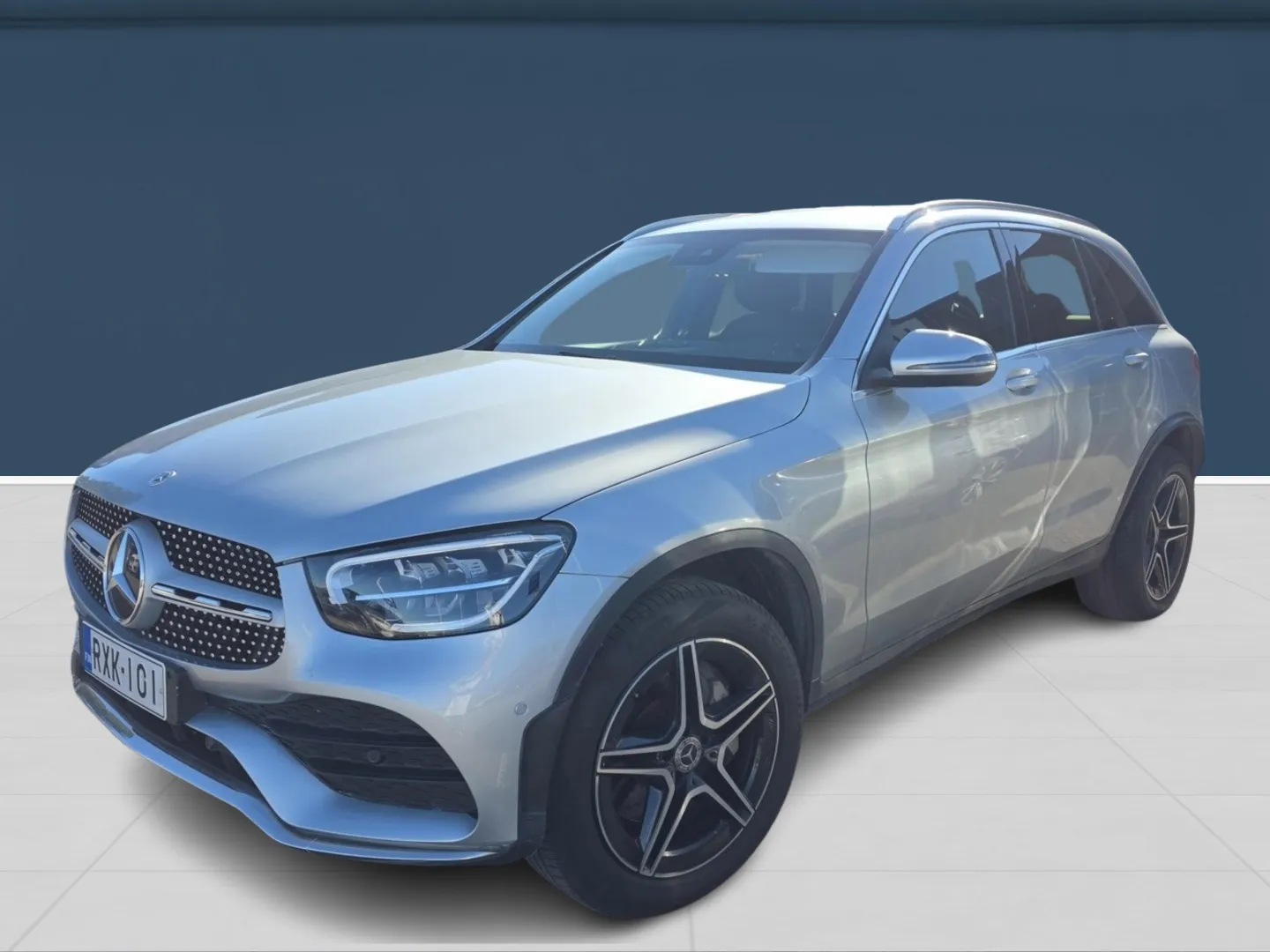 Autokuva 9 - RXK-101