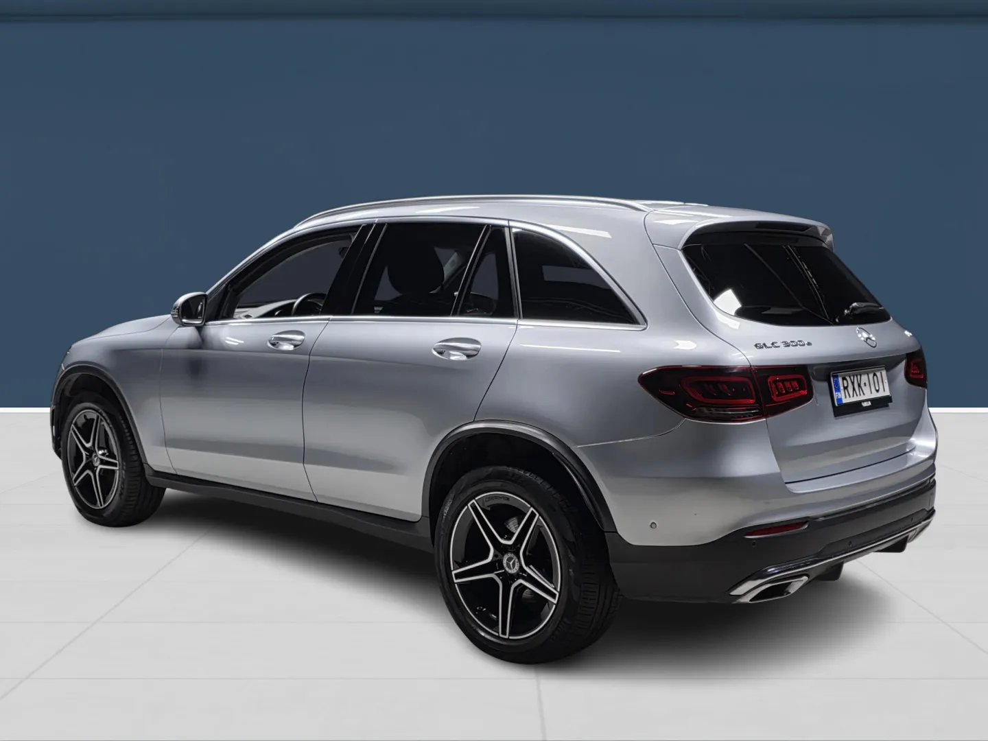 Autokuva 6 - RXK-101