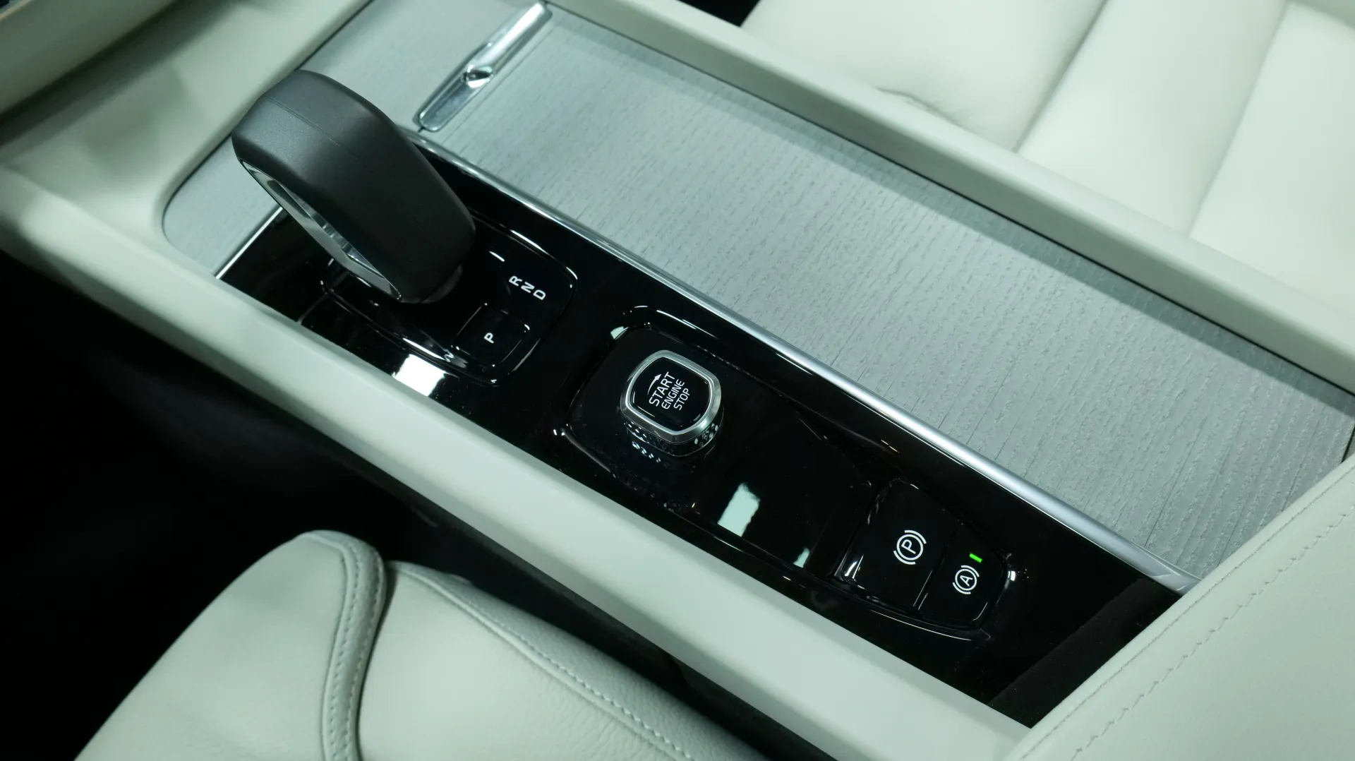 Autokuva 9 - RXK-378