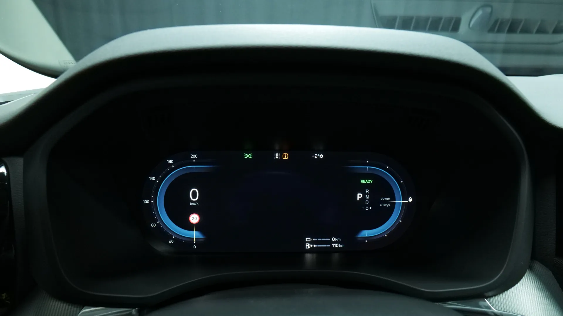 Autokuva 6 - RXK-380