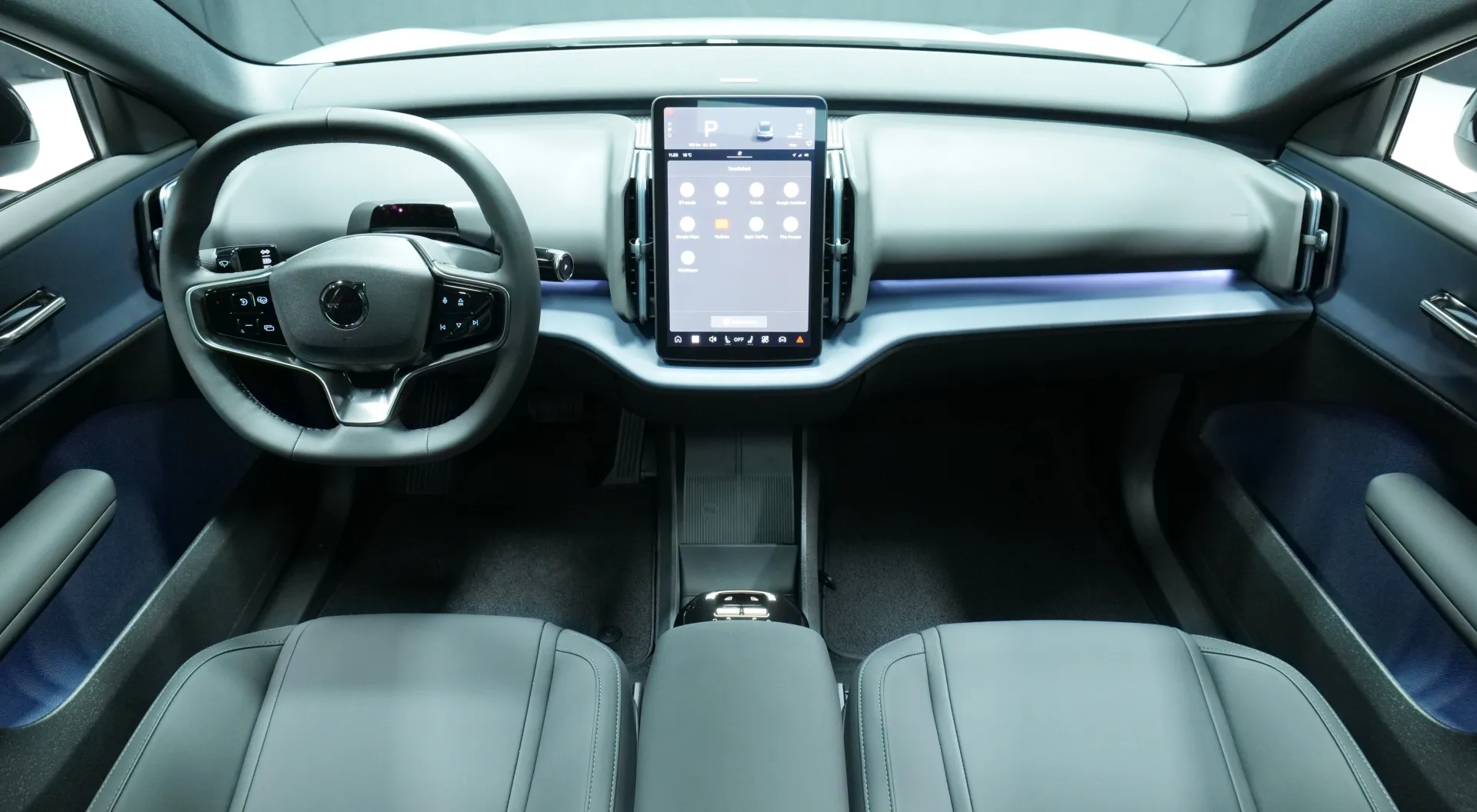 Autokuva 11 - RXM-547