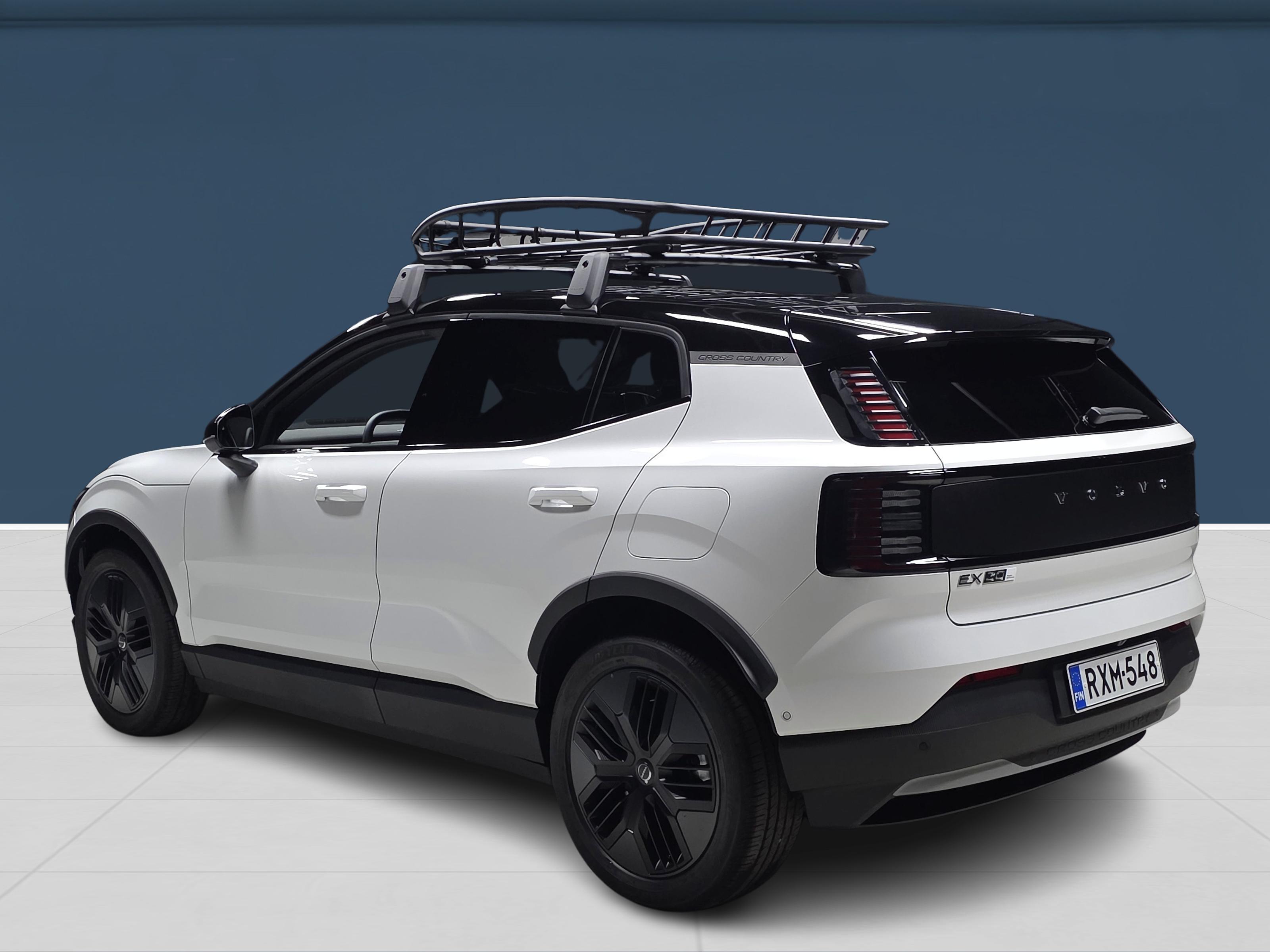 Volvo EX30 Cross Country 2025, kuva 6/16