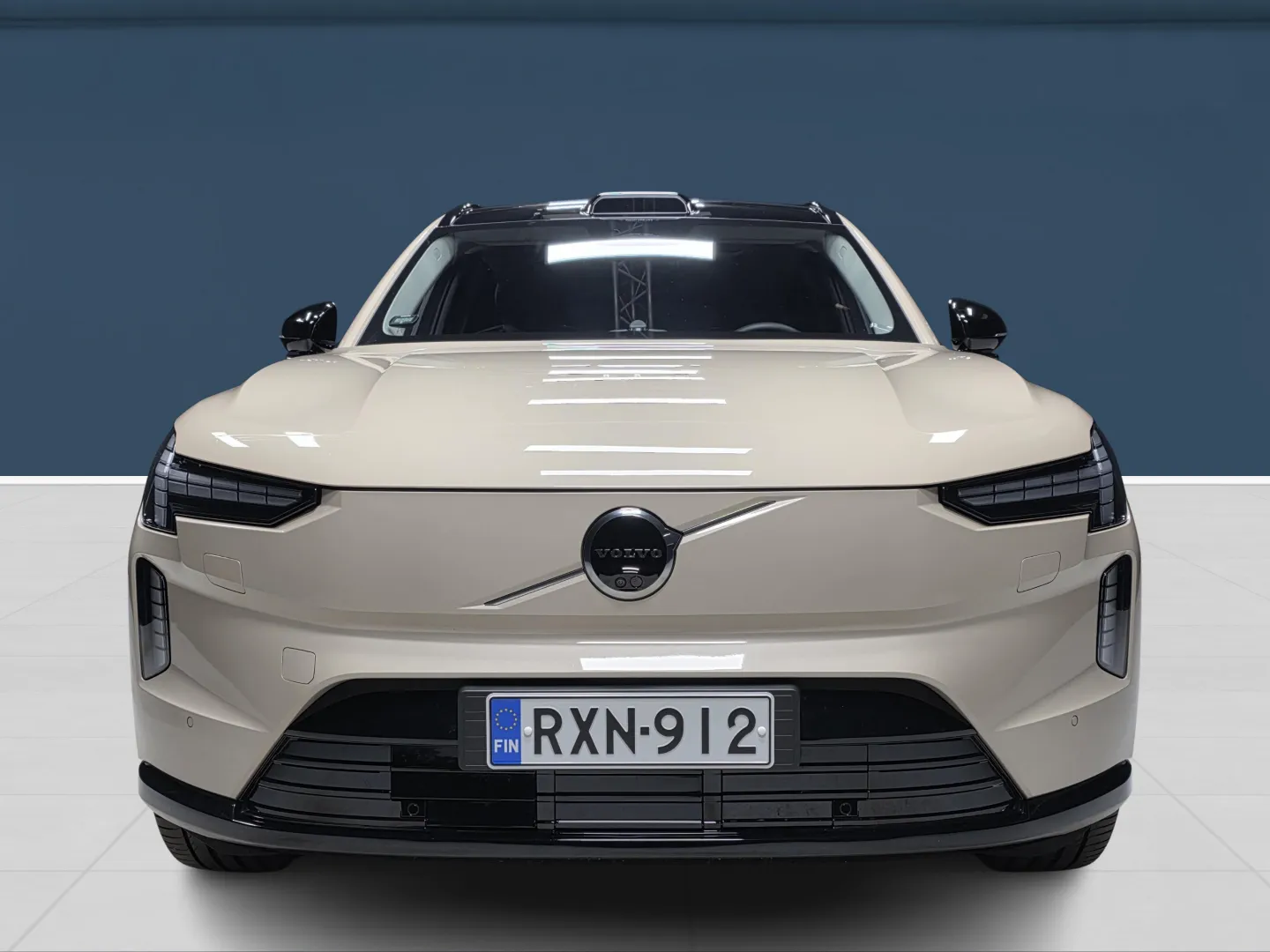 Autokuva 2 - RXN-912