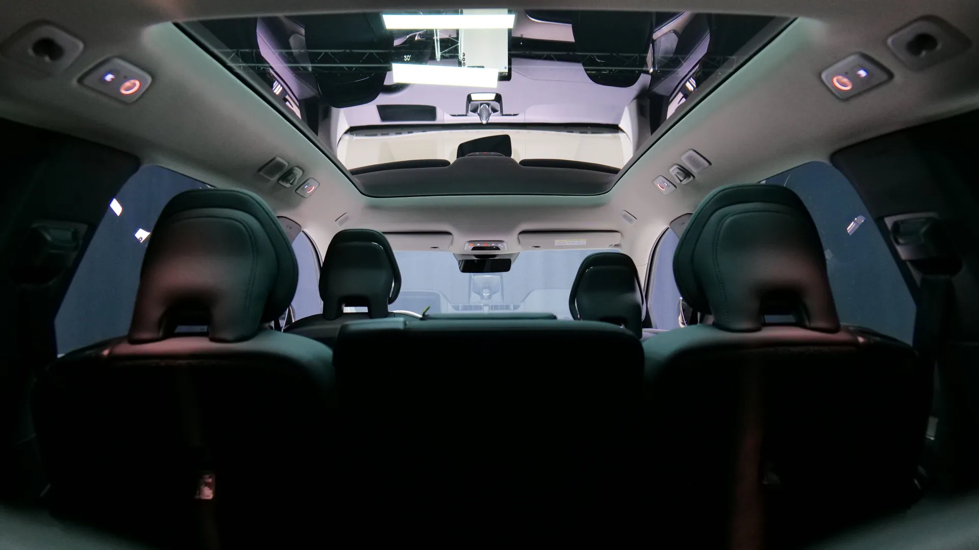 Autokuva 25 - RXN-912