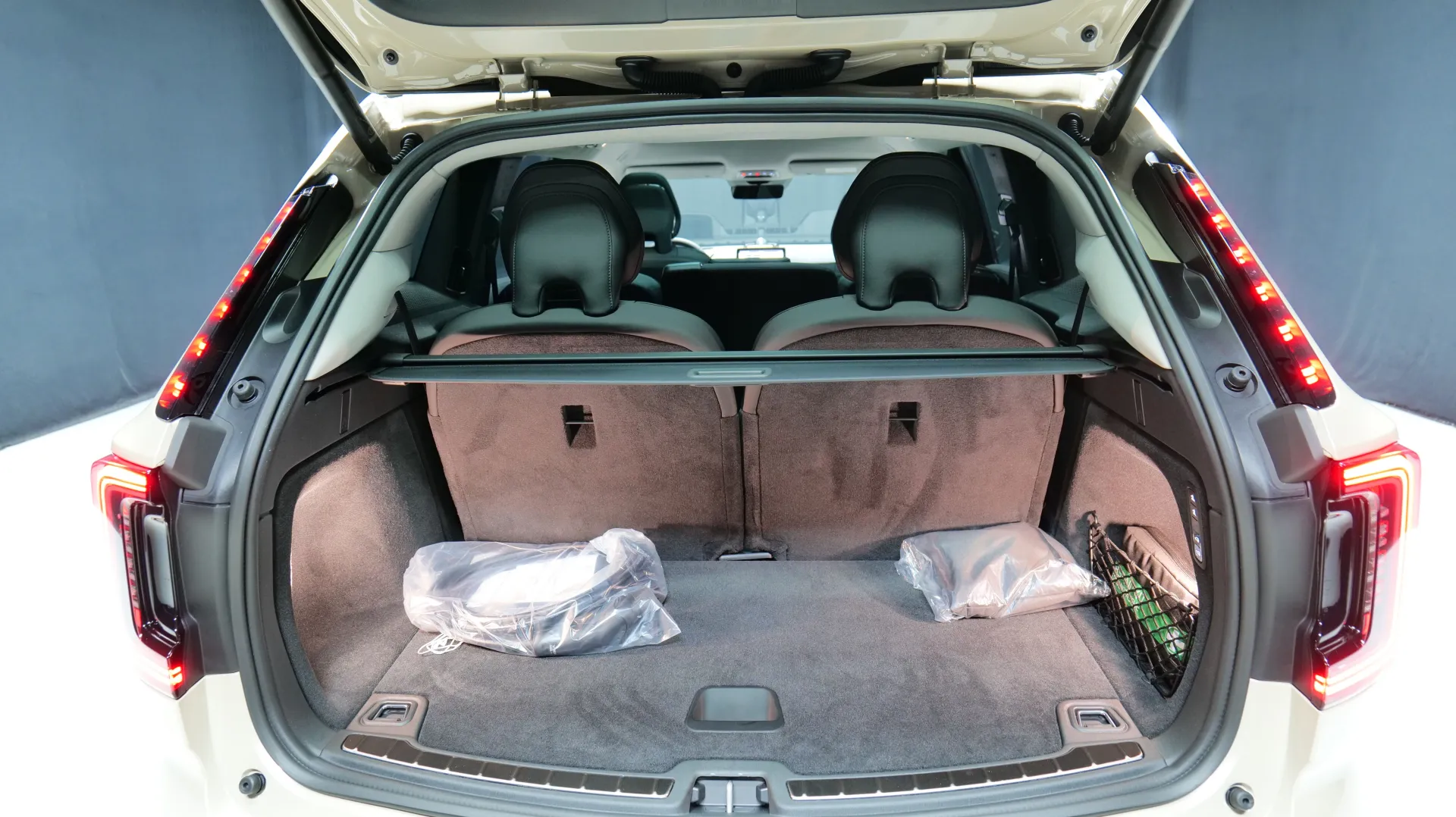 Autokuva 26 - RXN-912