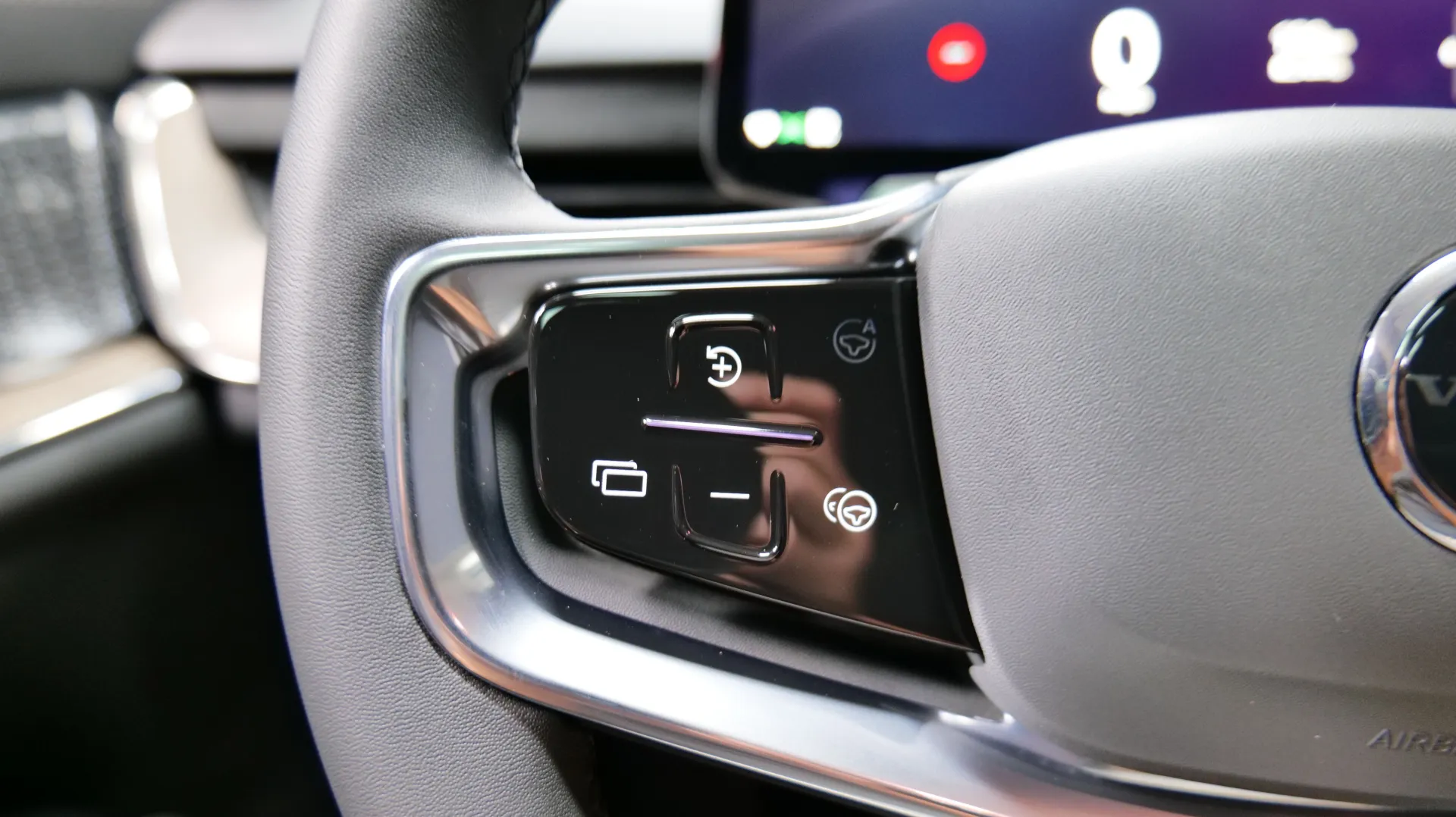 Autokuva 9 - RXN-912