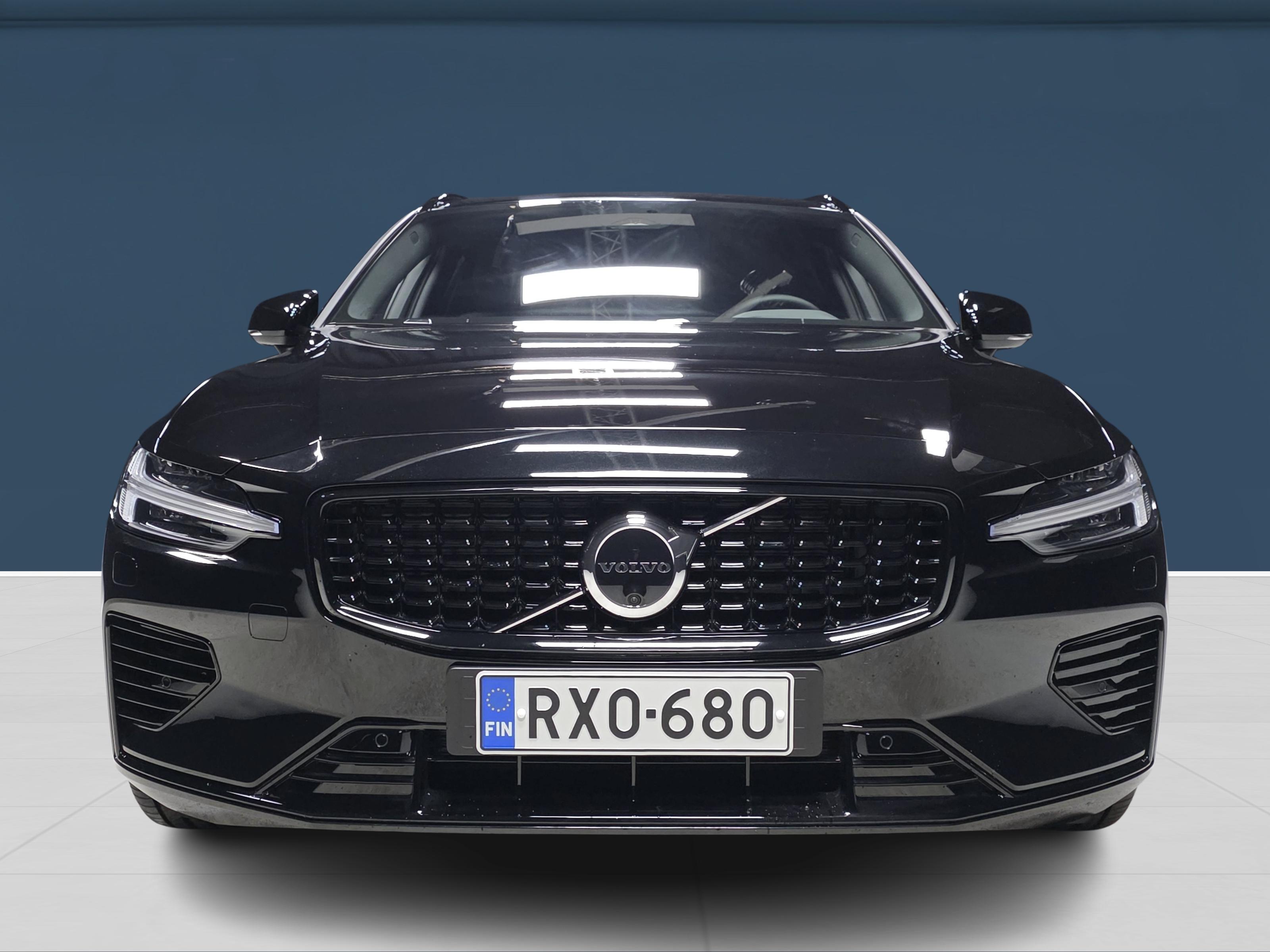 Volvo V60 2026, bild 2/17