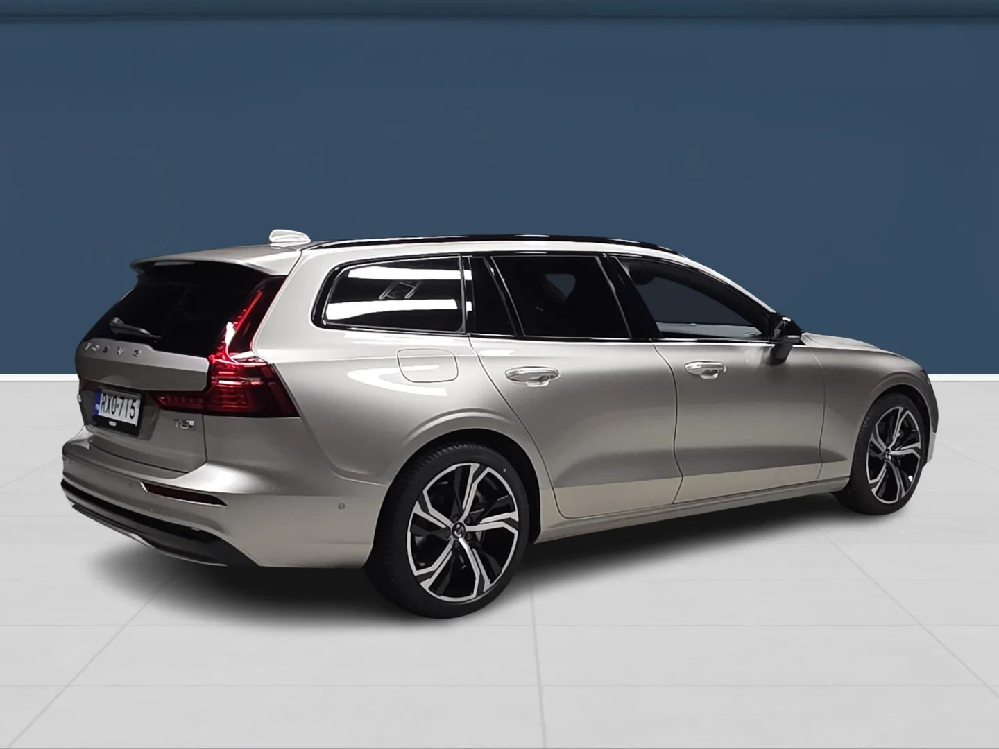 Autokuva 4 - RXO-715