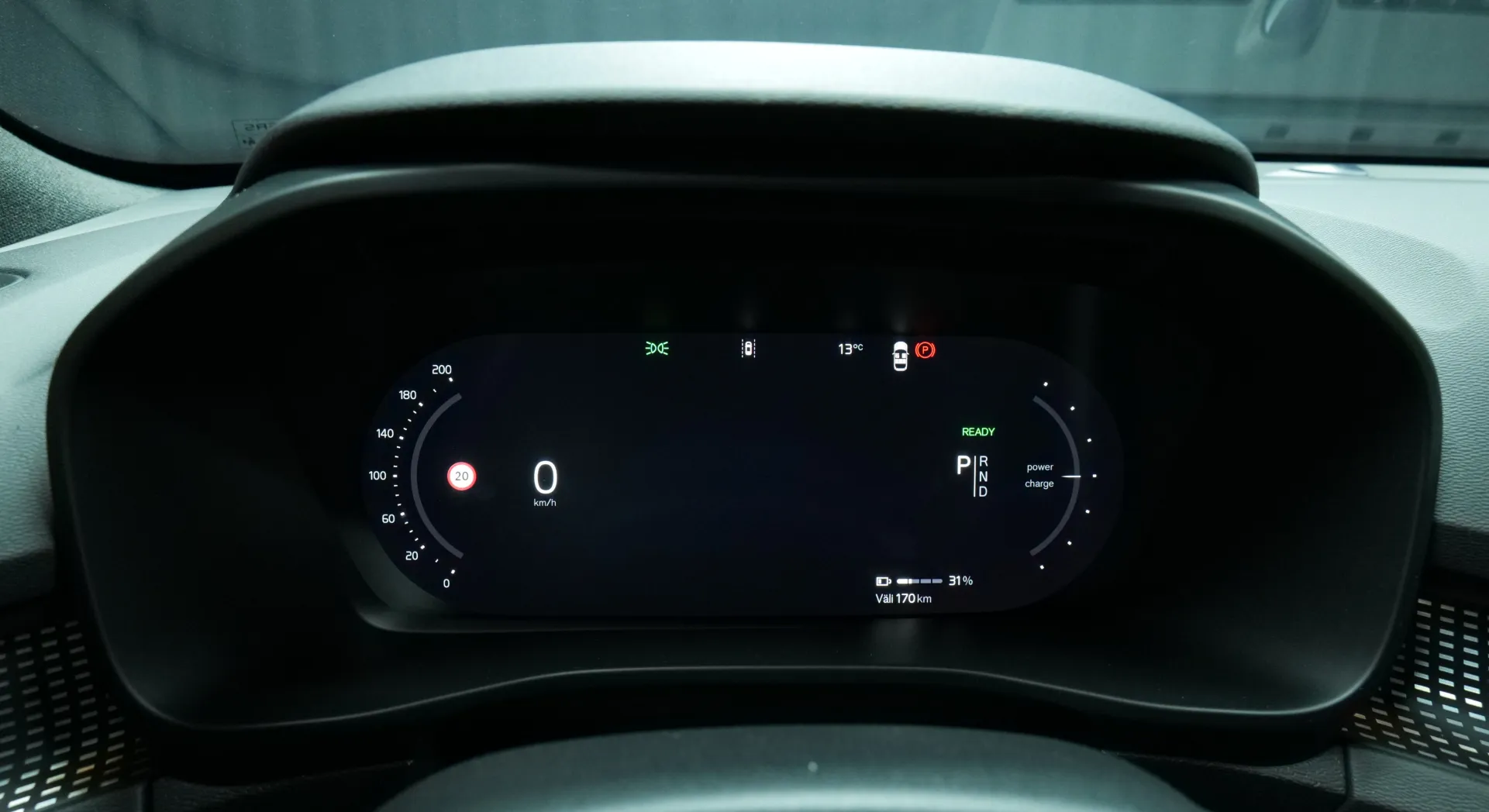 Autokuva 6 - RXO-980