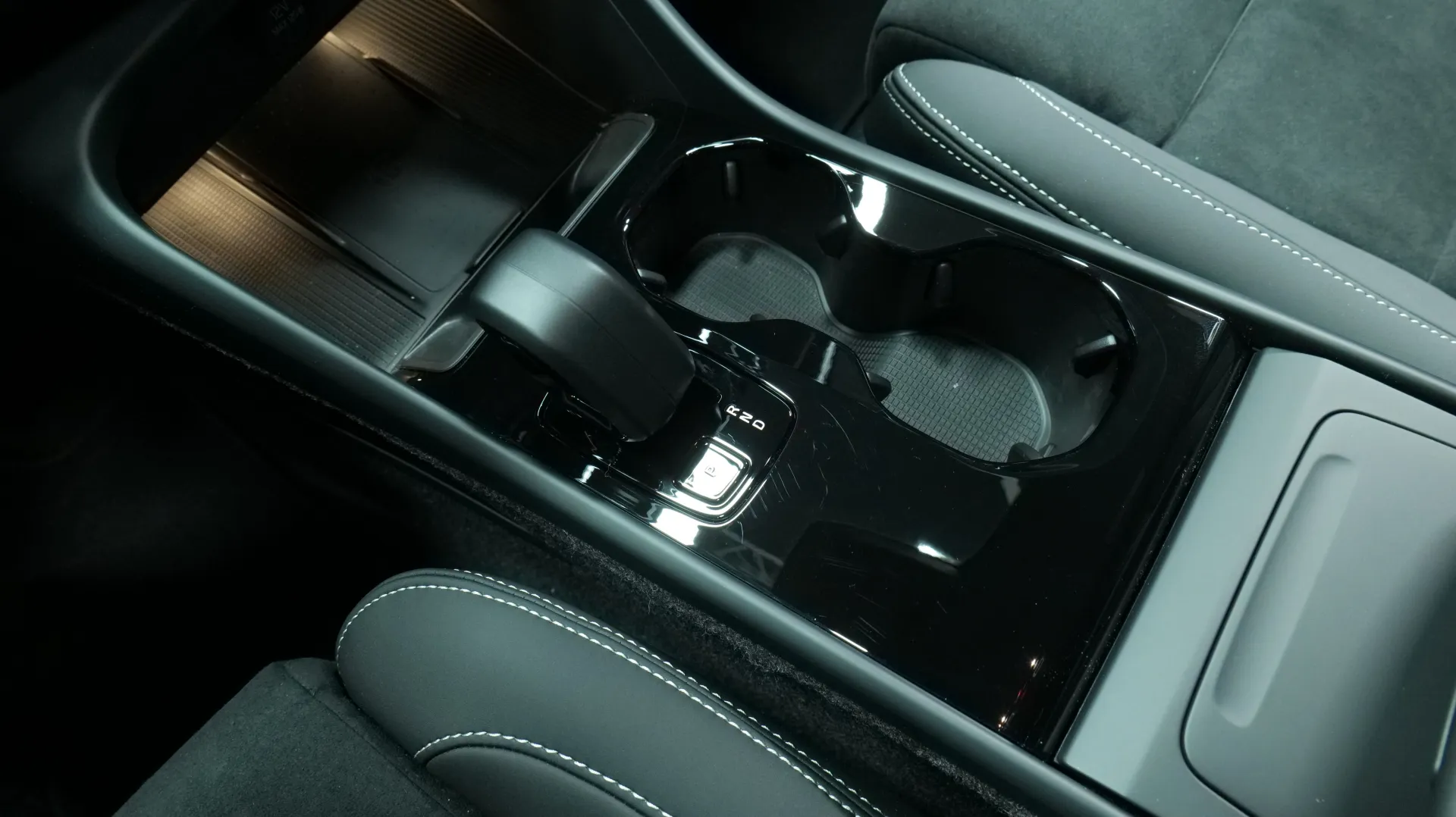 Autokuva 9 - RXO-980