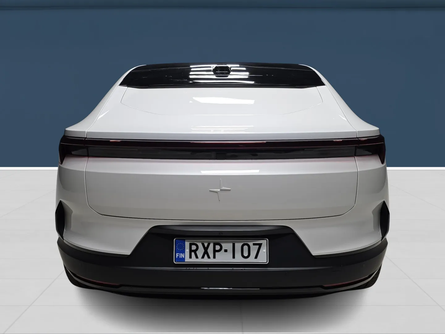 Autokuva 5 - RXP-107