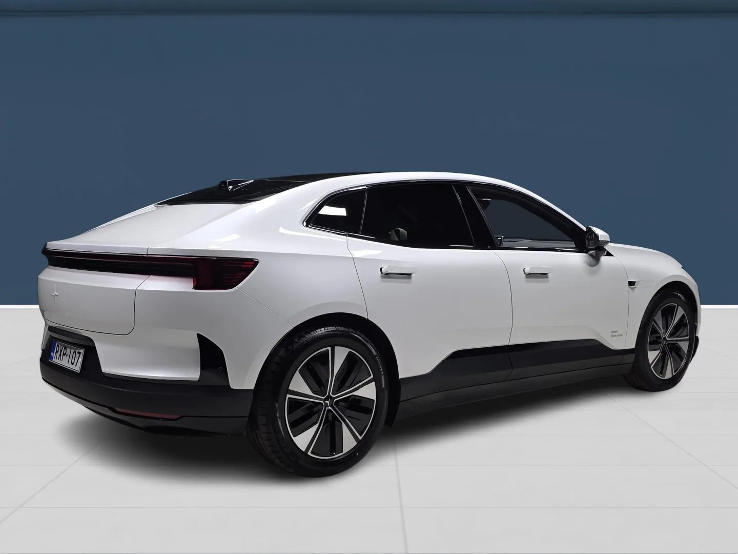 Autokuva 4 - RXP-107