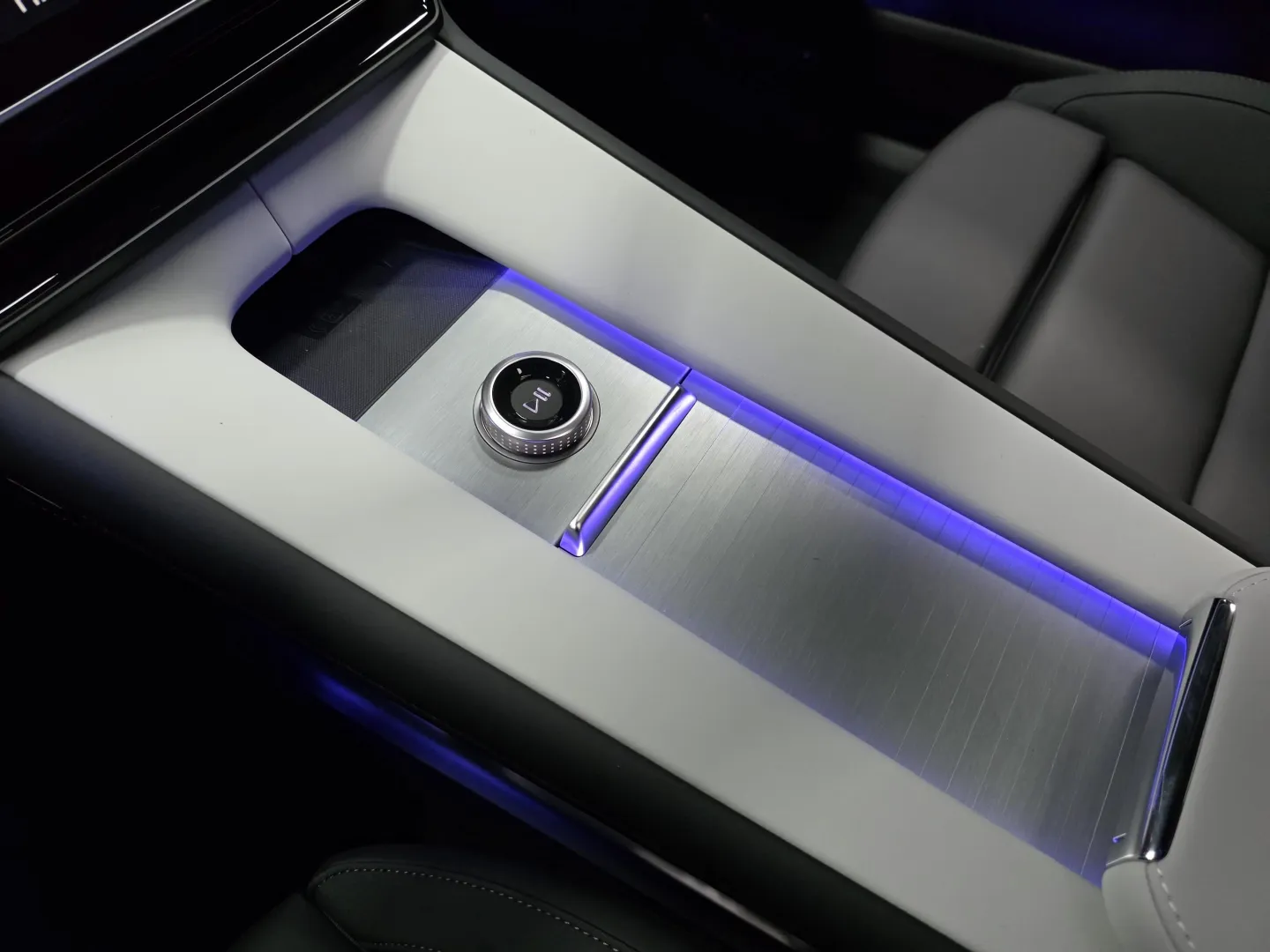 Autokuva 14 - RXP-112