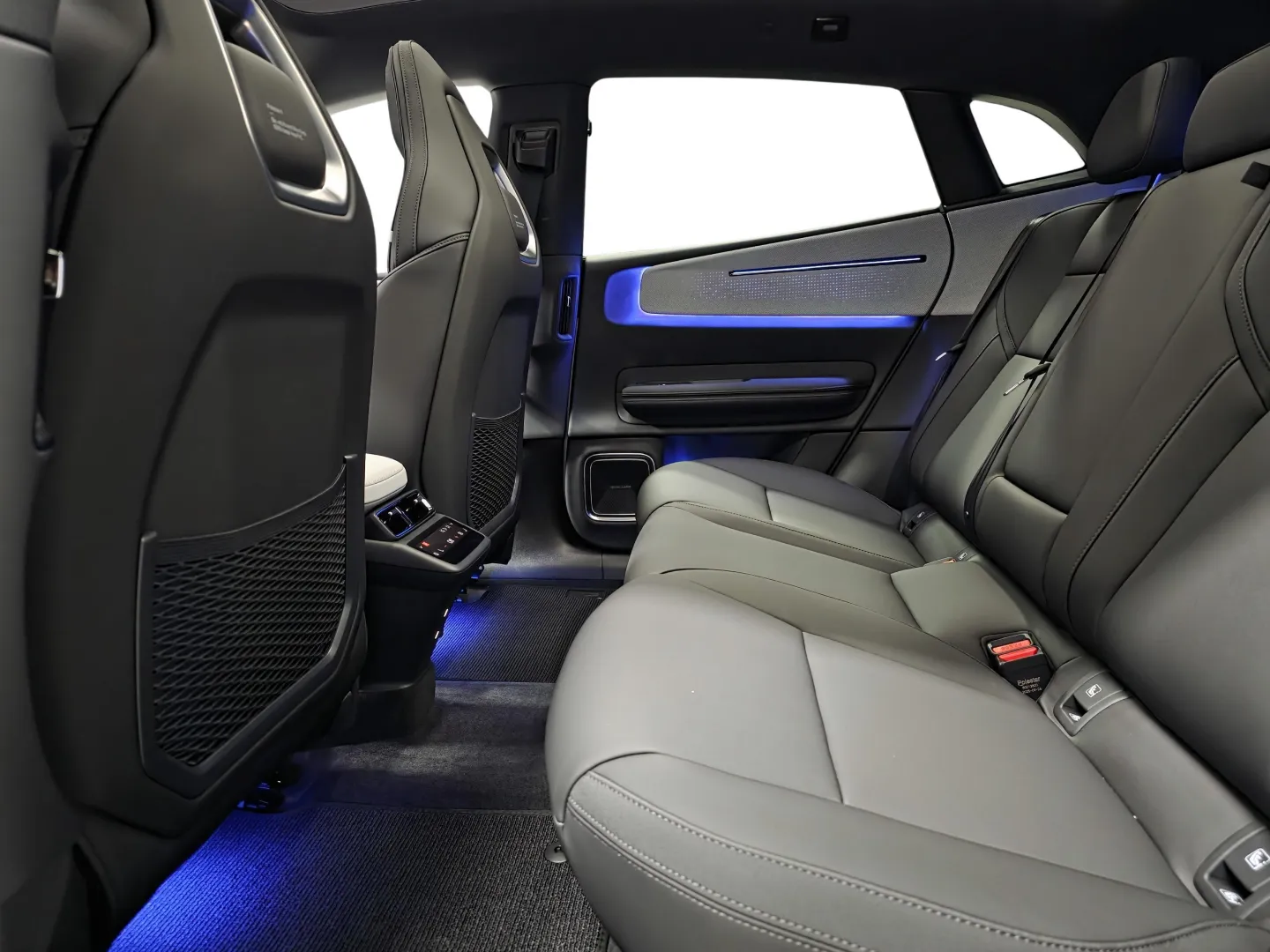 Autokuva 9 - RXP-112