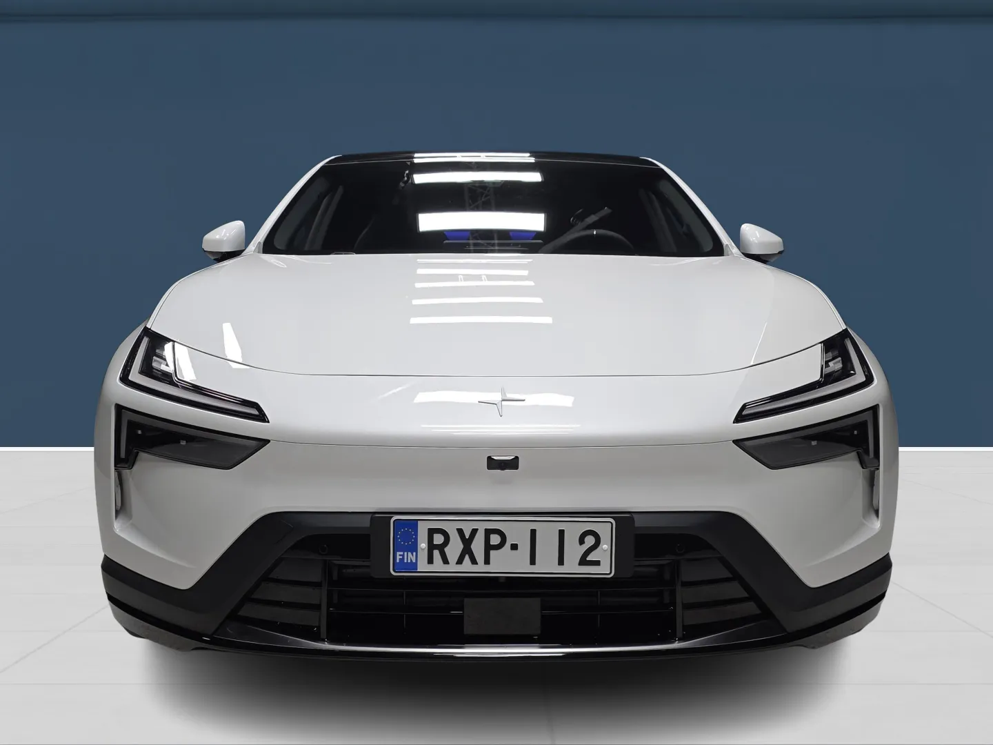 Autokuva 2 - RXP-112