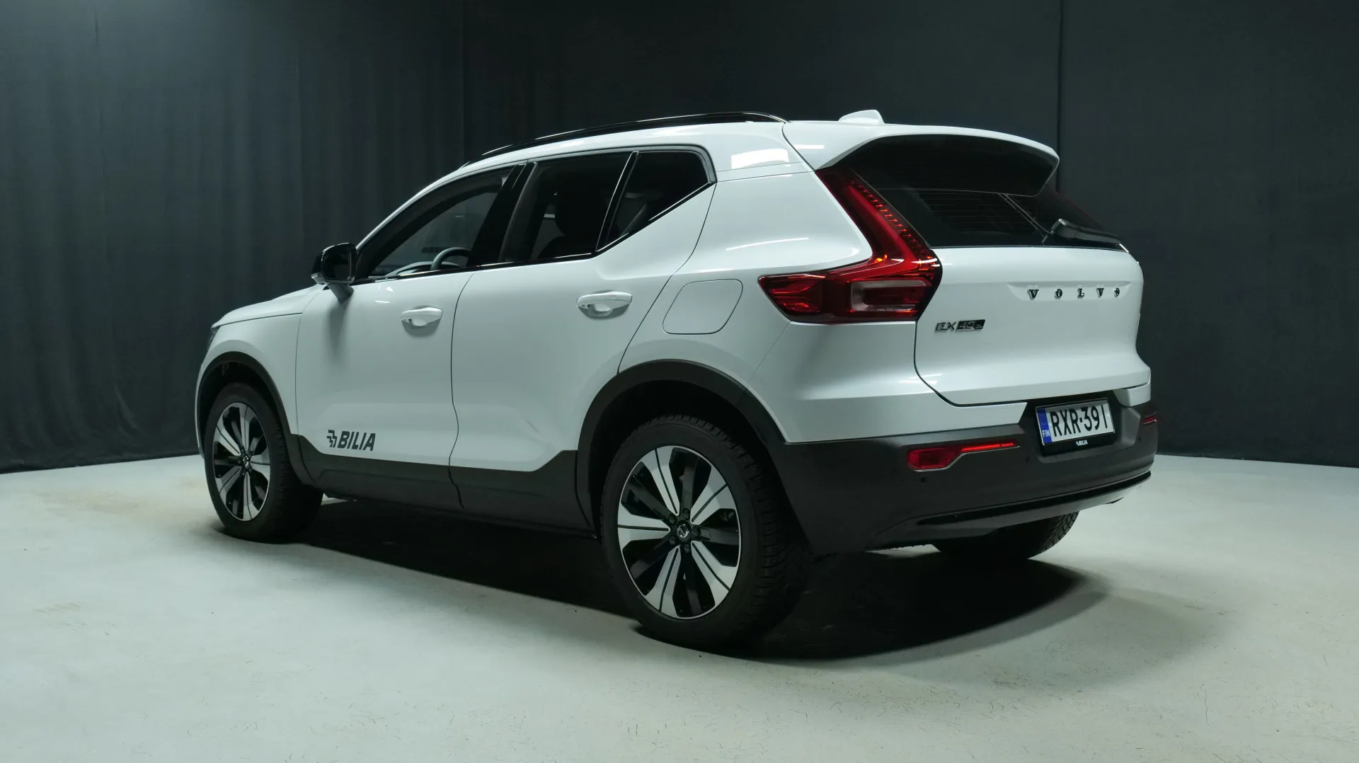 Autokuva 2 - RXR-391