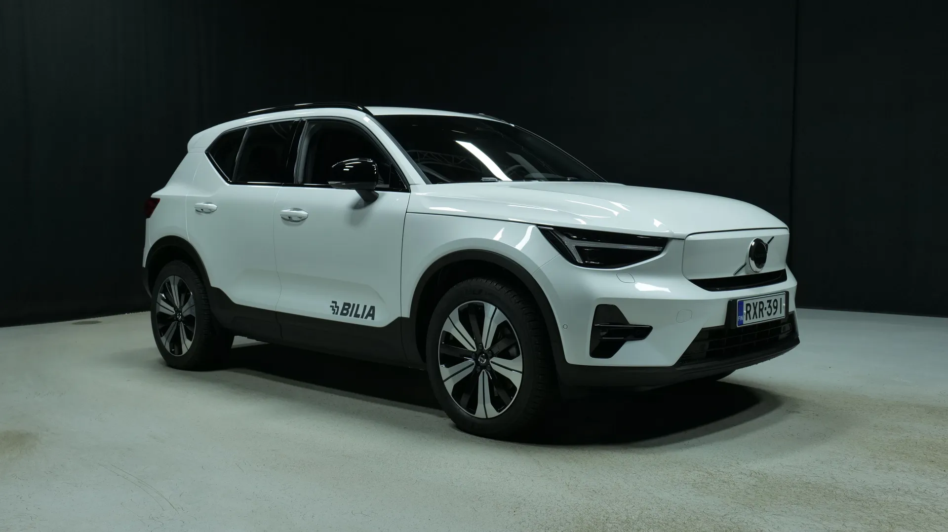 Autokuva 5 - RXR-391