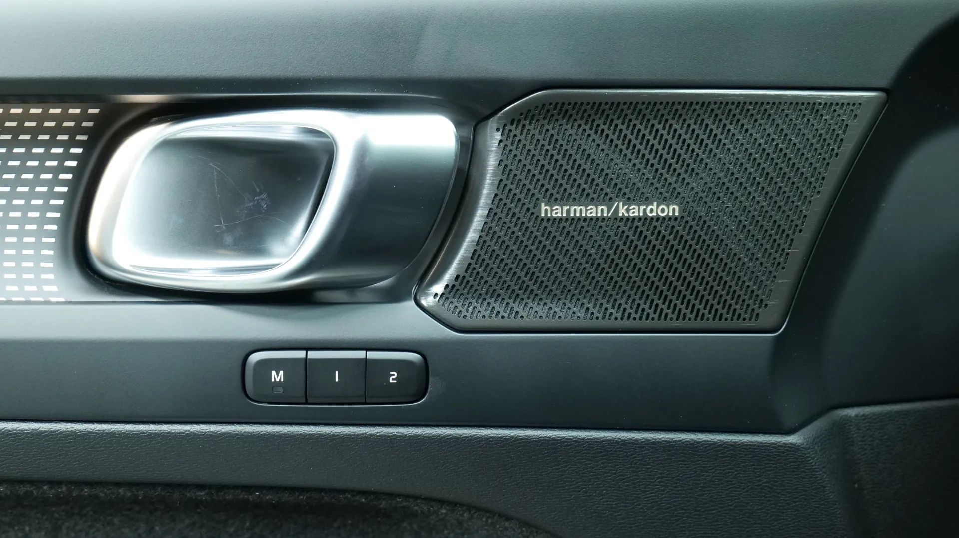 Autokuva 10 - RXR-391