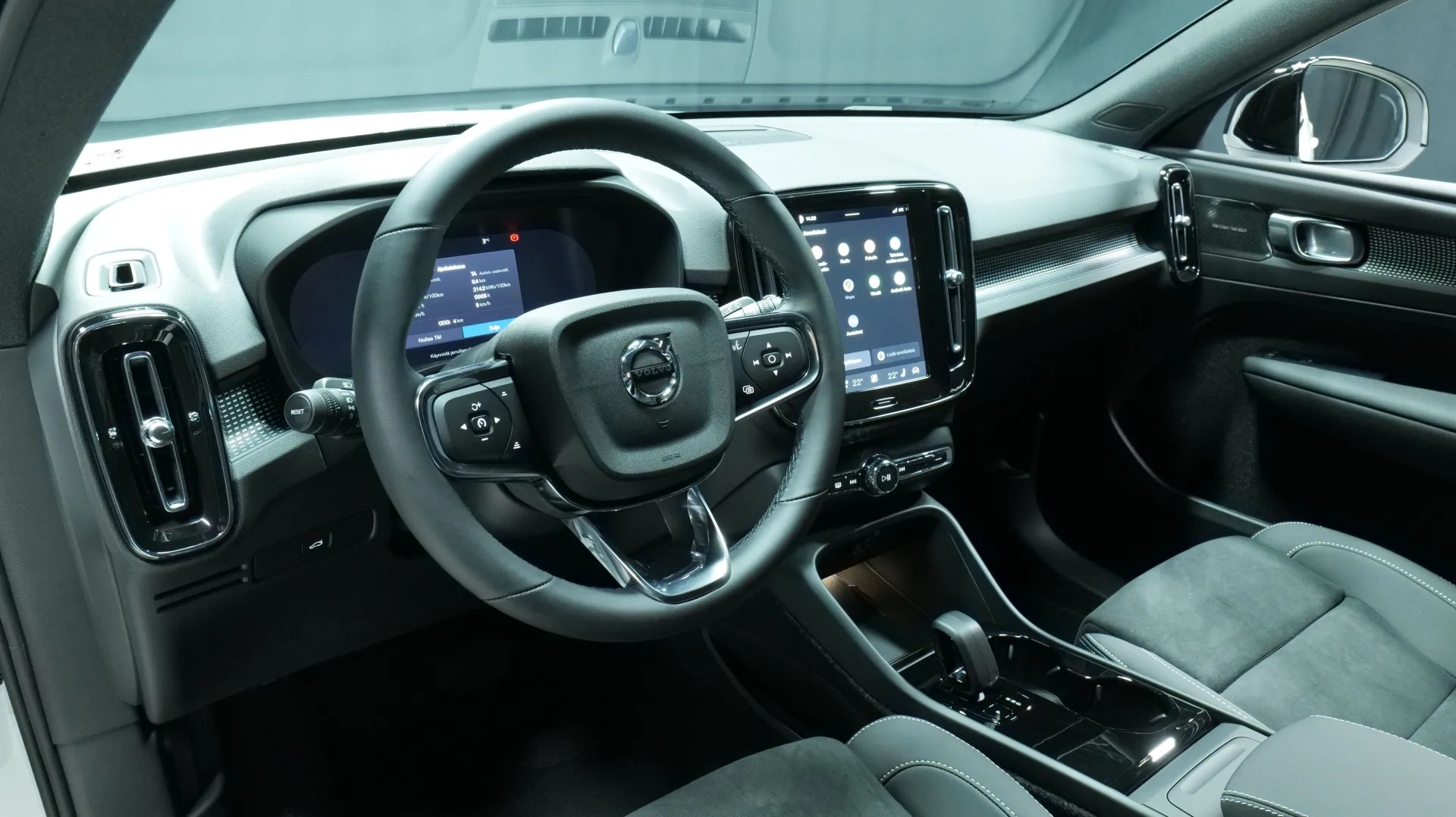 Autokuva 13 - RXR-391