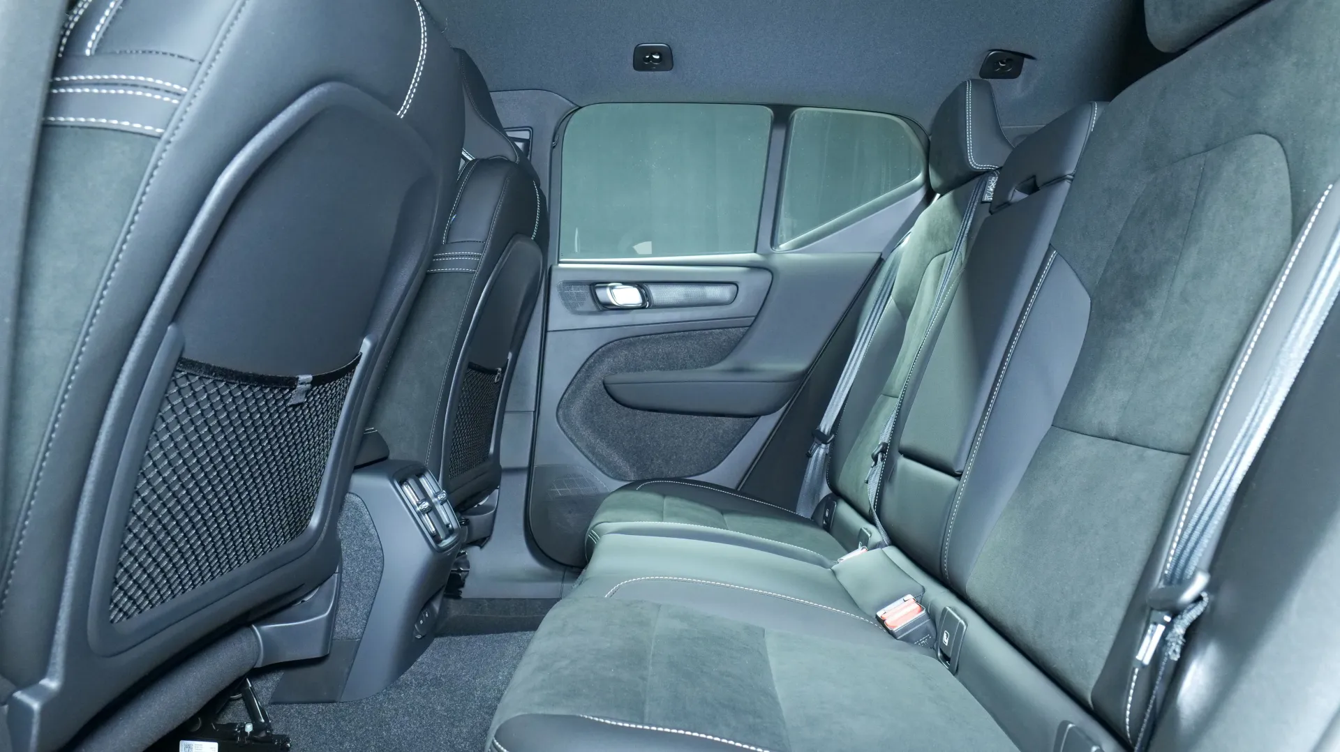 Autokuva 16 - RXR-394