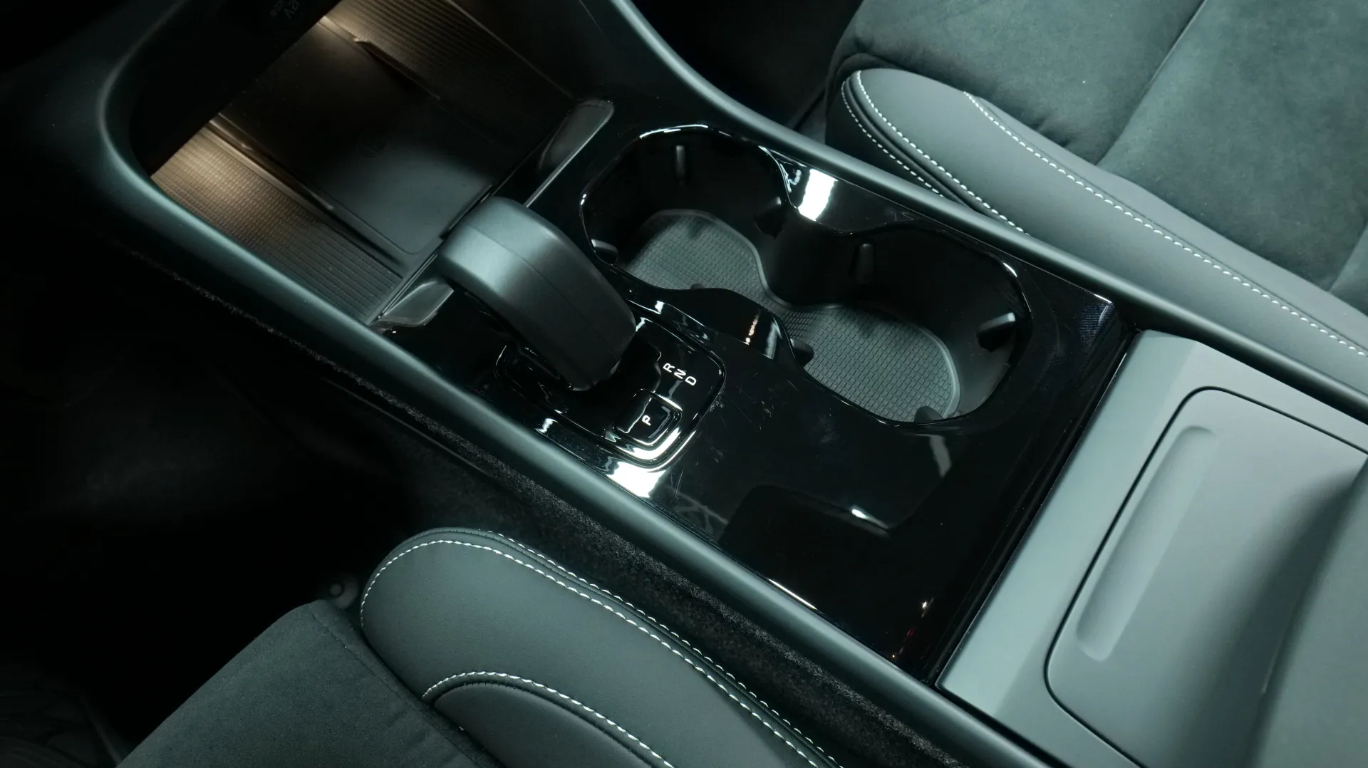 Autokuva 9 - RXR-394