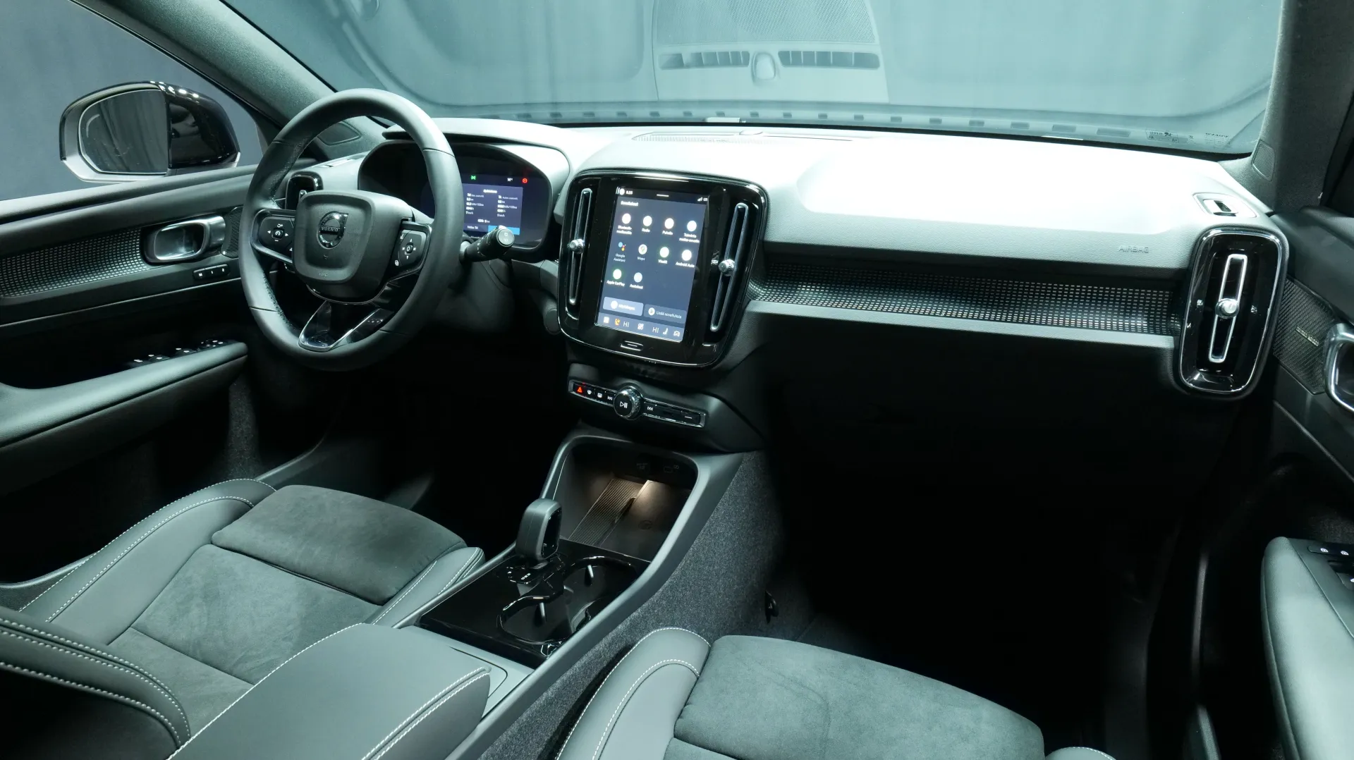 Autokuva 18 - RXR-394