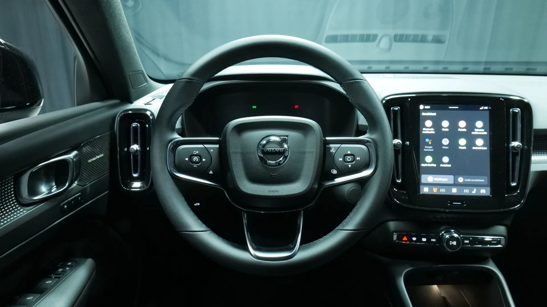 Autokuva 15 - RXR-394