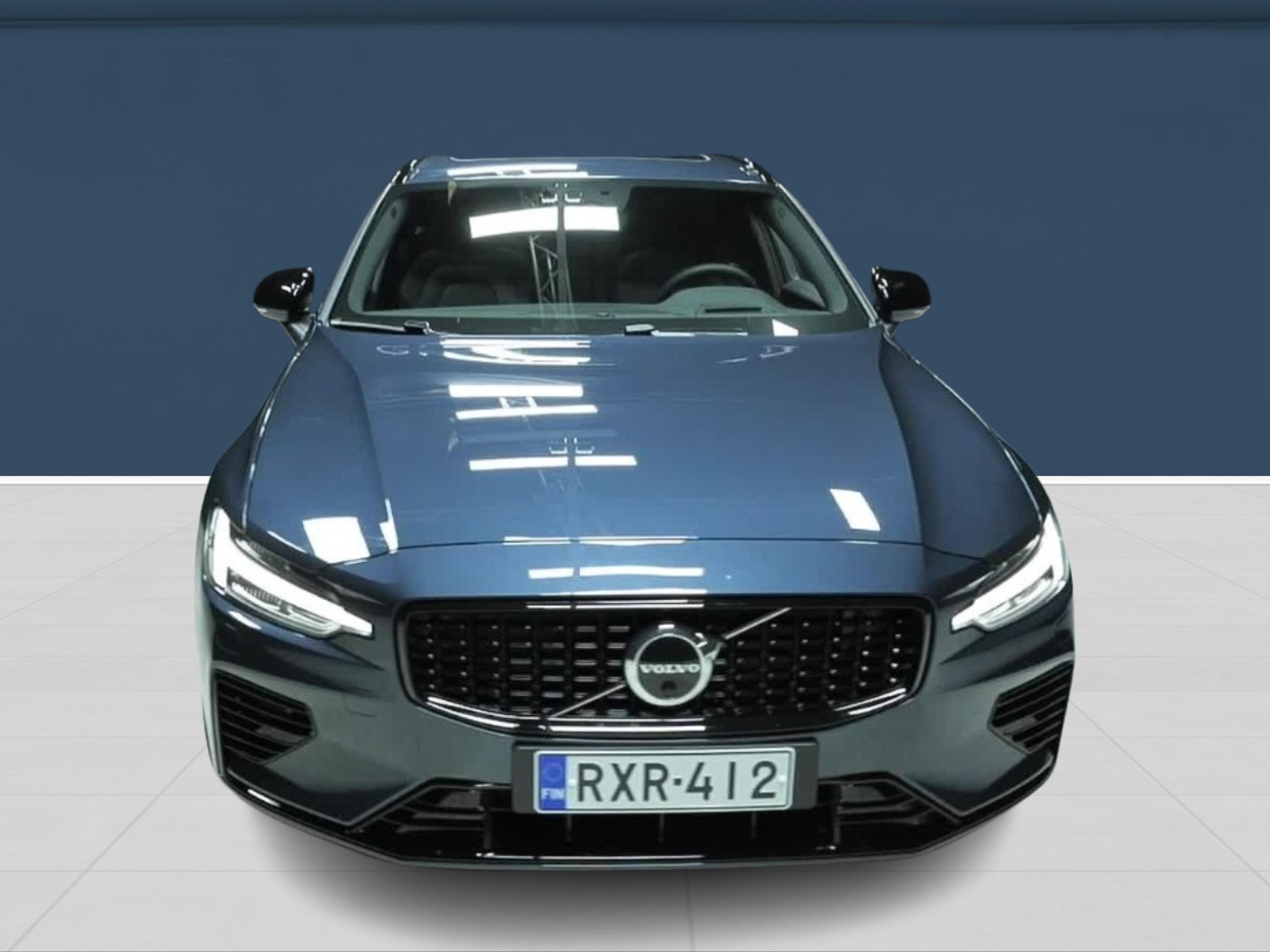 Volvo V60 T6 AWD Long Range Ultra Dark 2026, kuva 2/18
