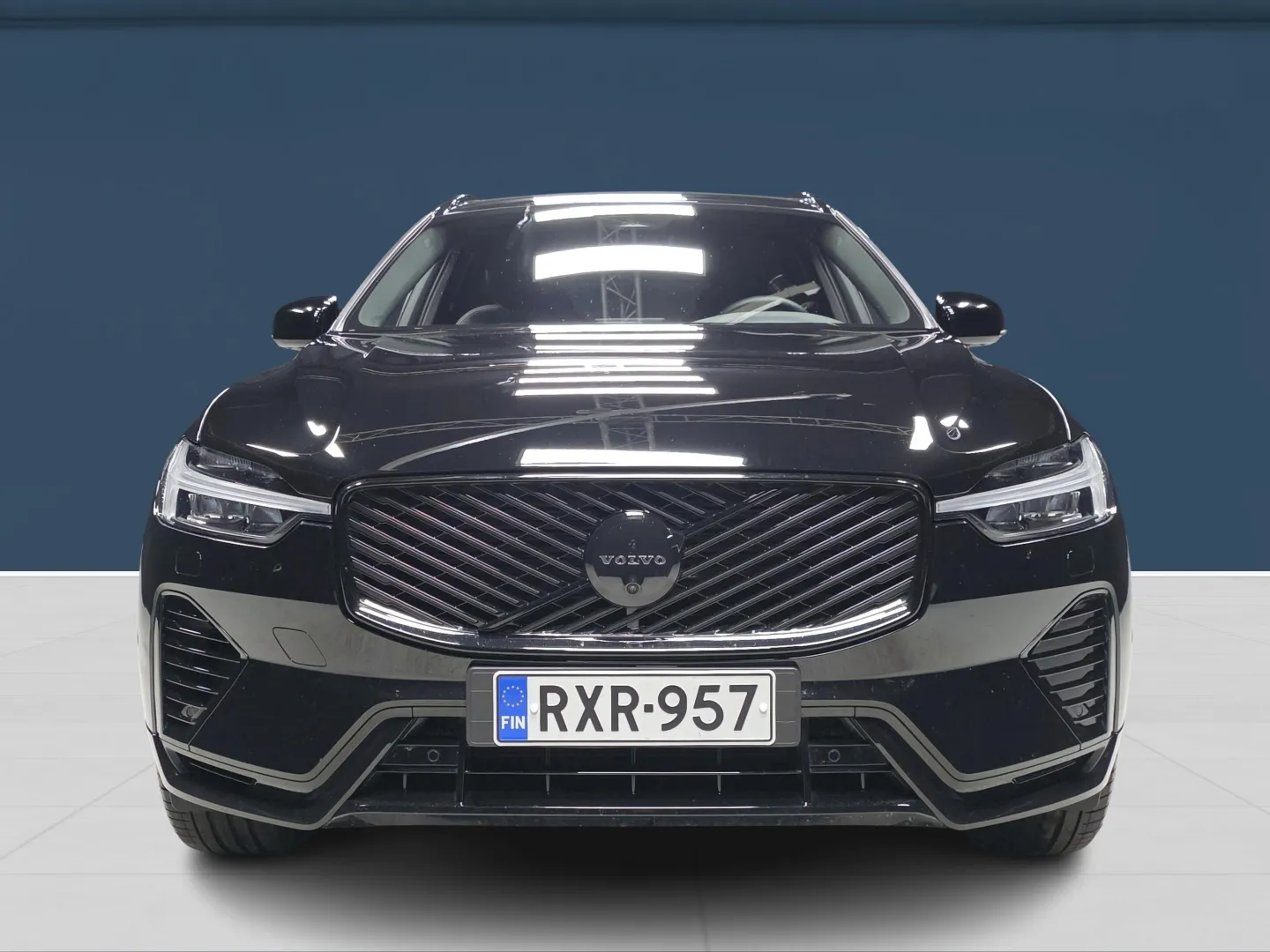 Autokuva 2 - RXR-957