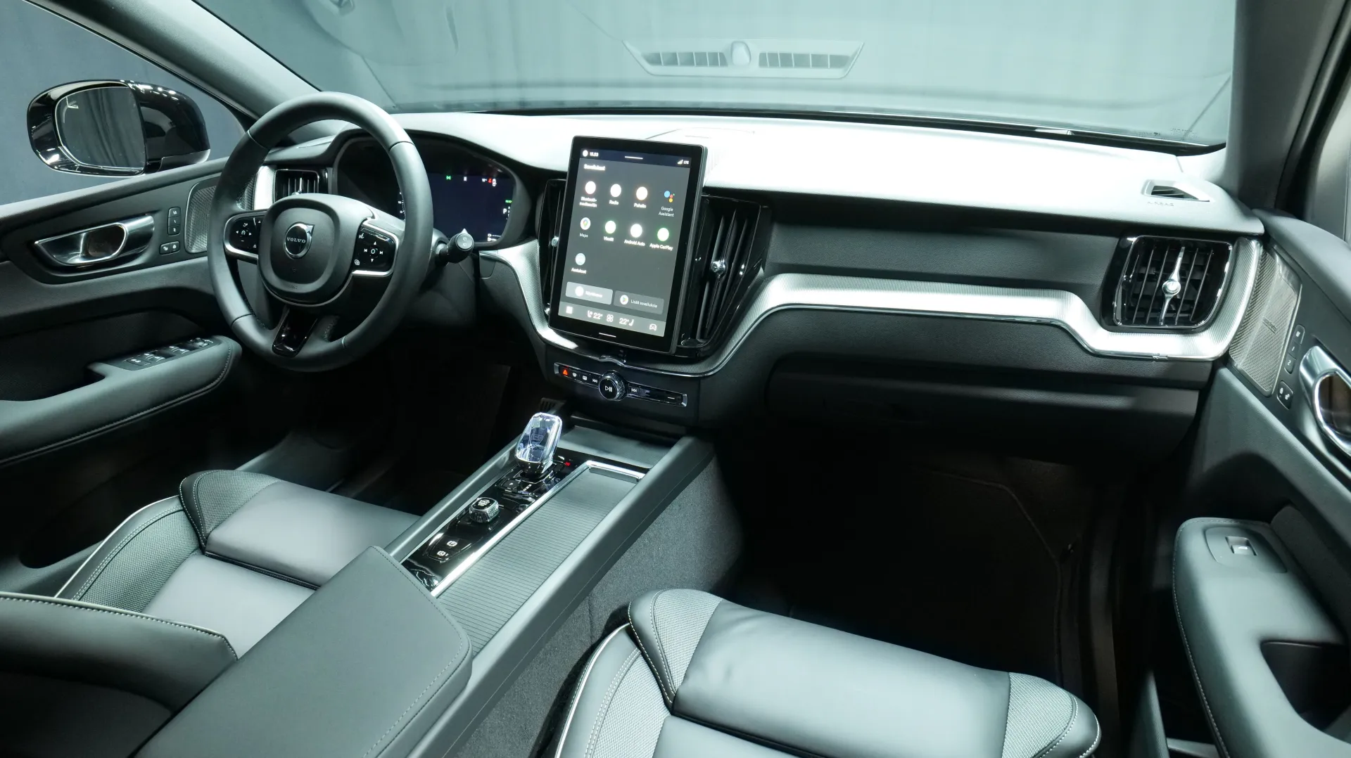 Autokuva 18 - RXR-957