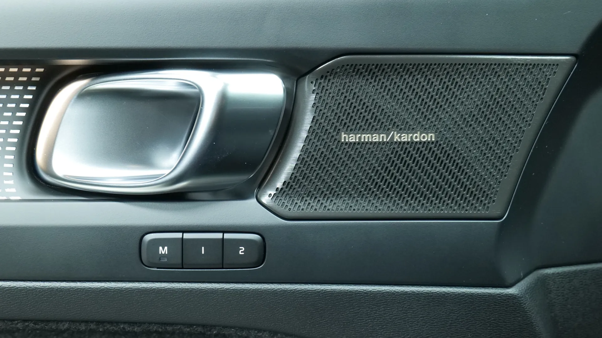 Autokuva 10 - RXR-959