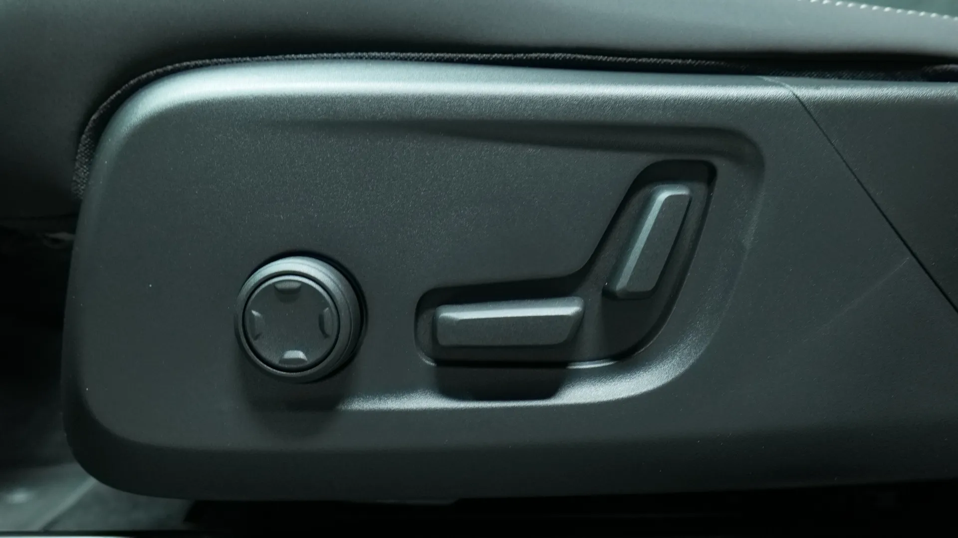 Autokuva 11 - RXR-959