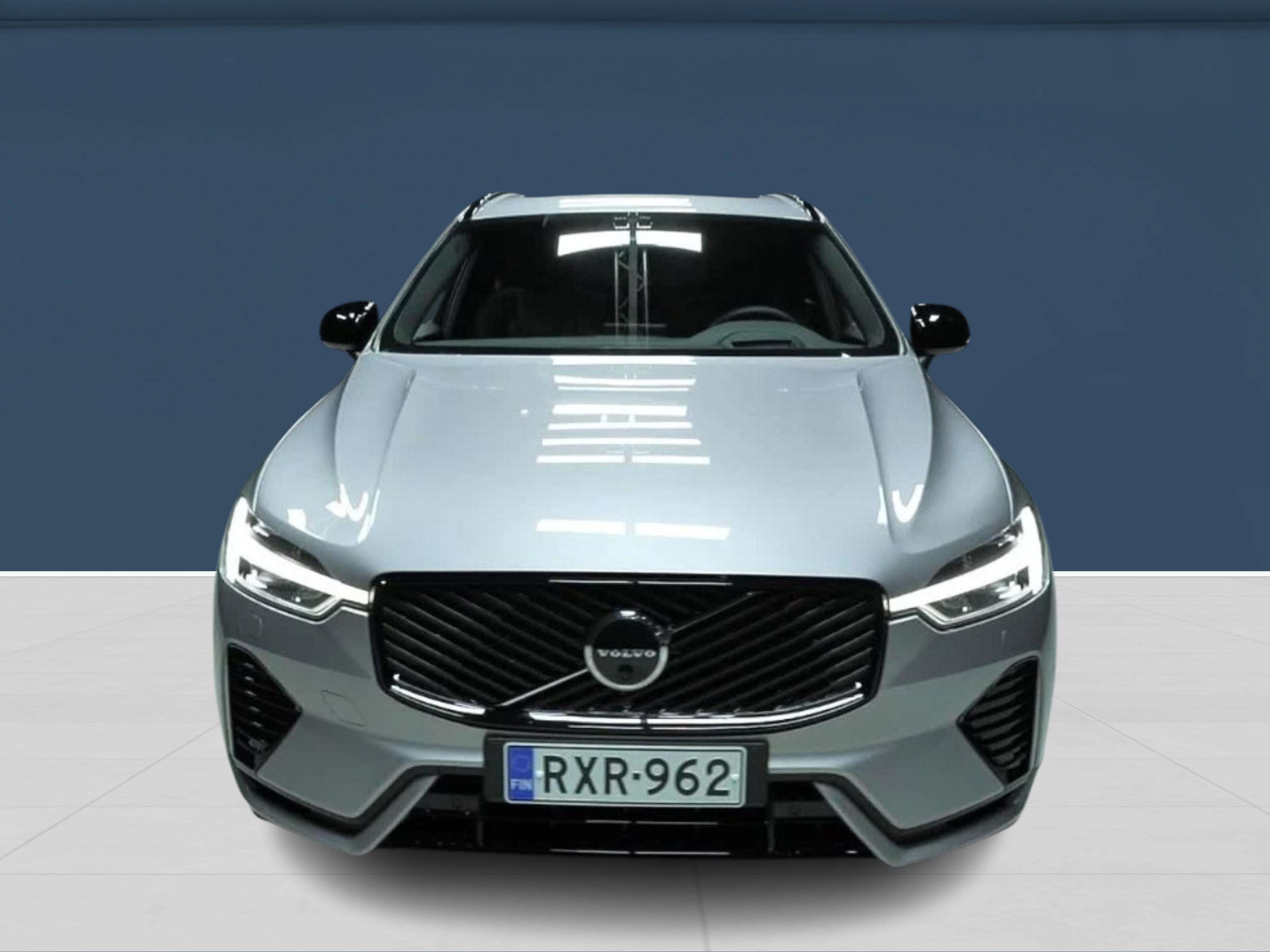 Volvo XC60 T6 AWD Long Range Ultra Dark 2026, kuva 2/18