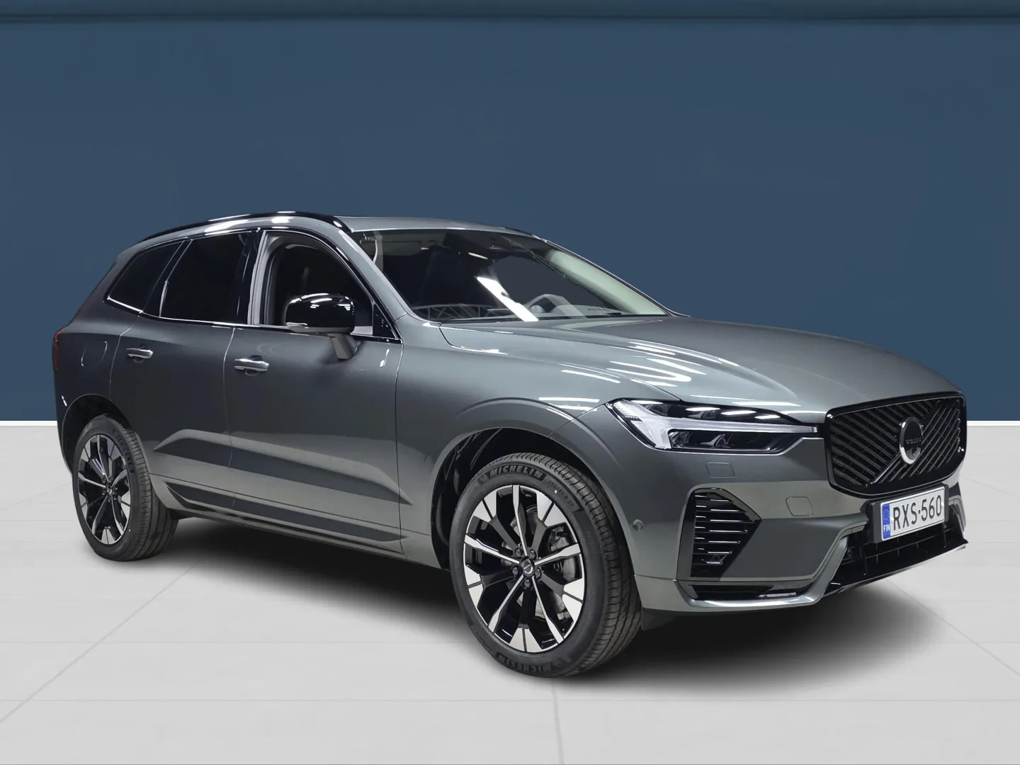 Autokuva 3 - RXS-560