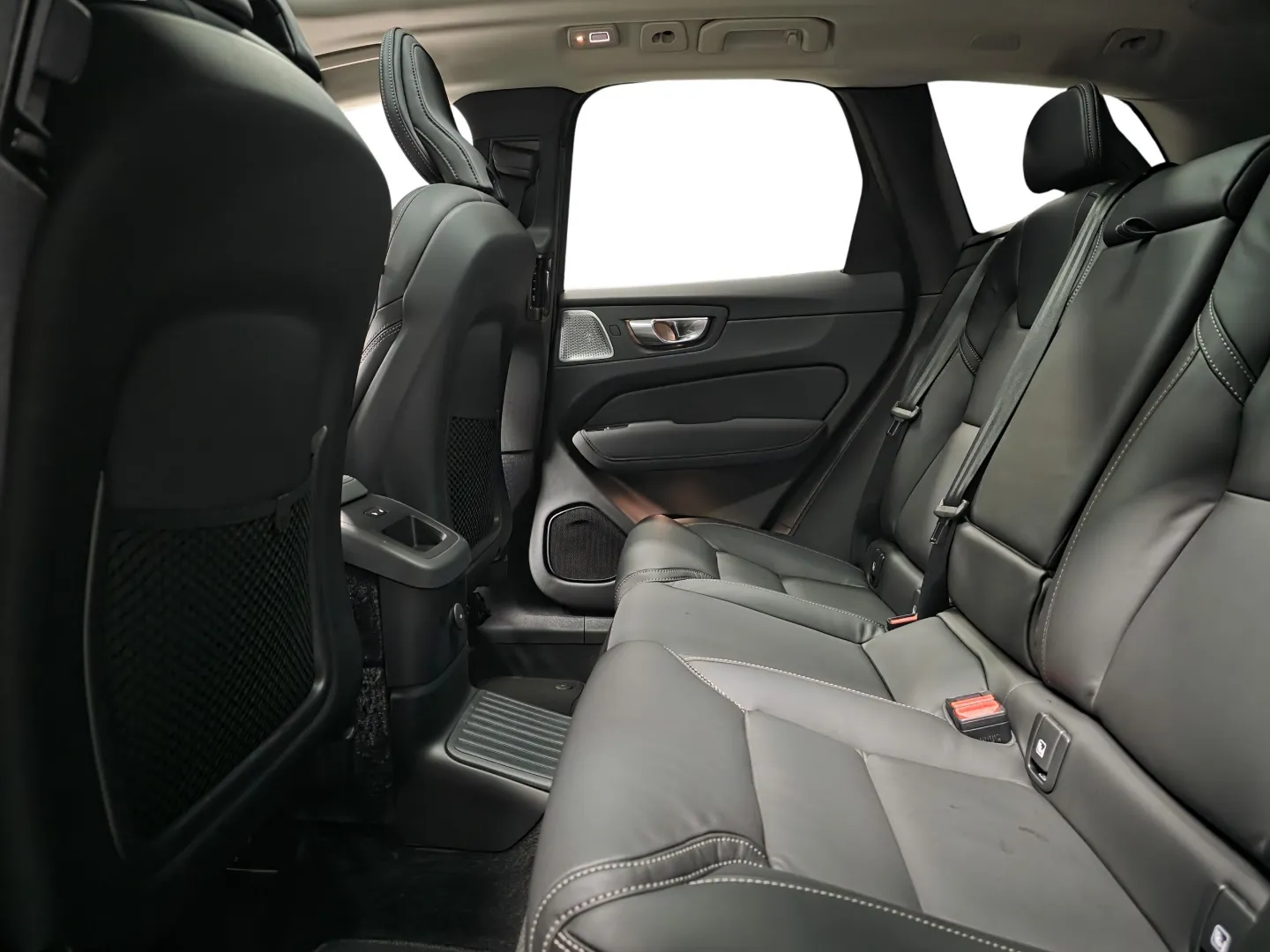 Autokuva 9 - RXS-560