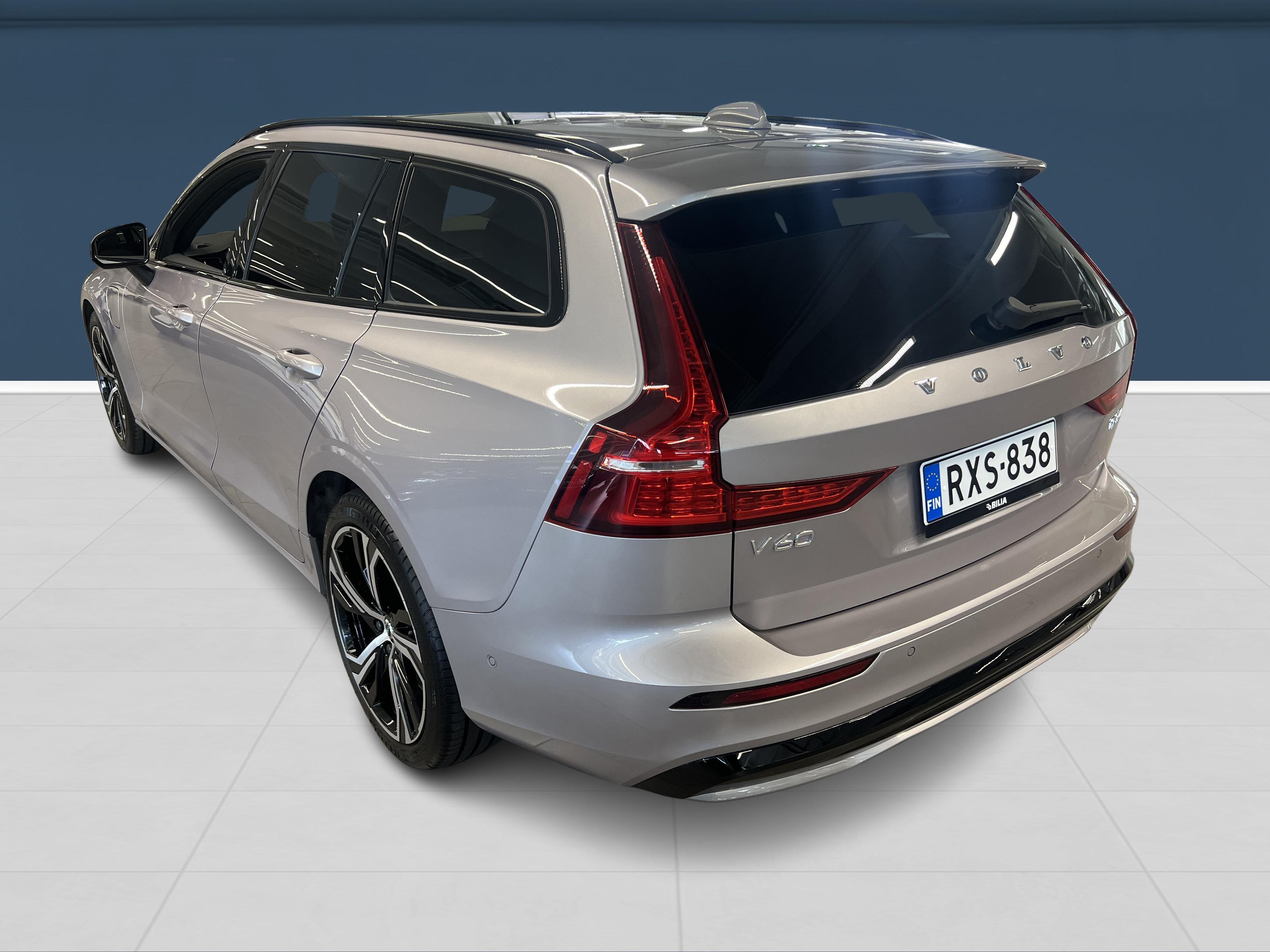 Volvo V60 T6 AWD Long Range Ultra Dark 2026, kuva 6/17
