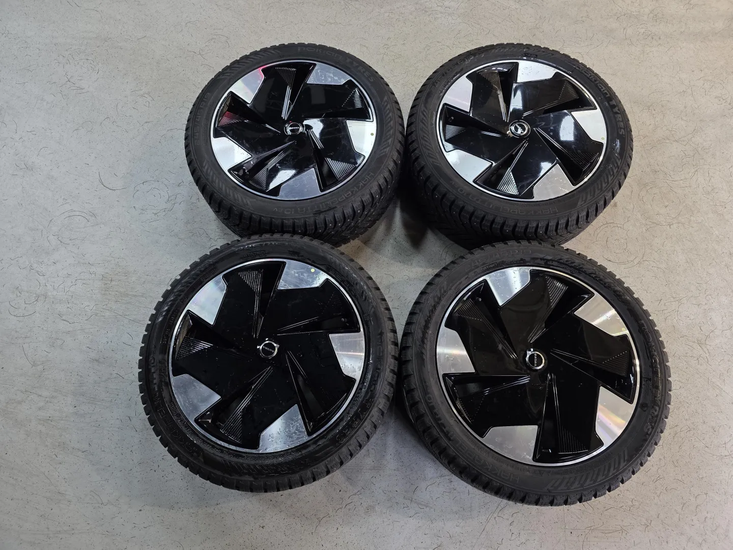 Autokuva 15 - RXT-779