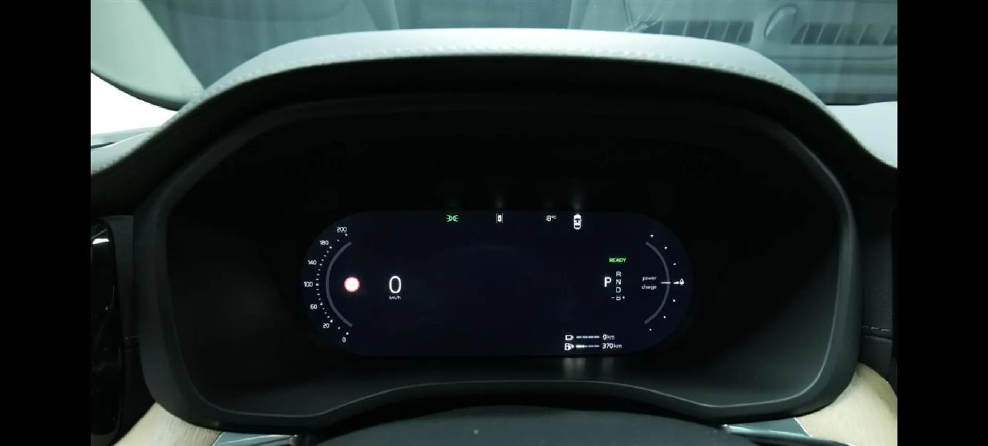 Autokuva 16 - RXU-644