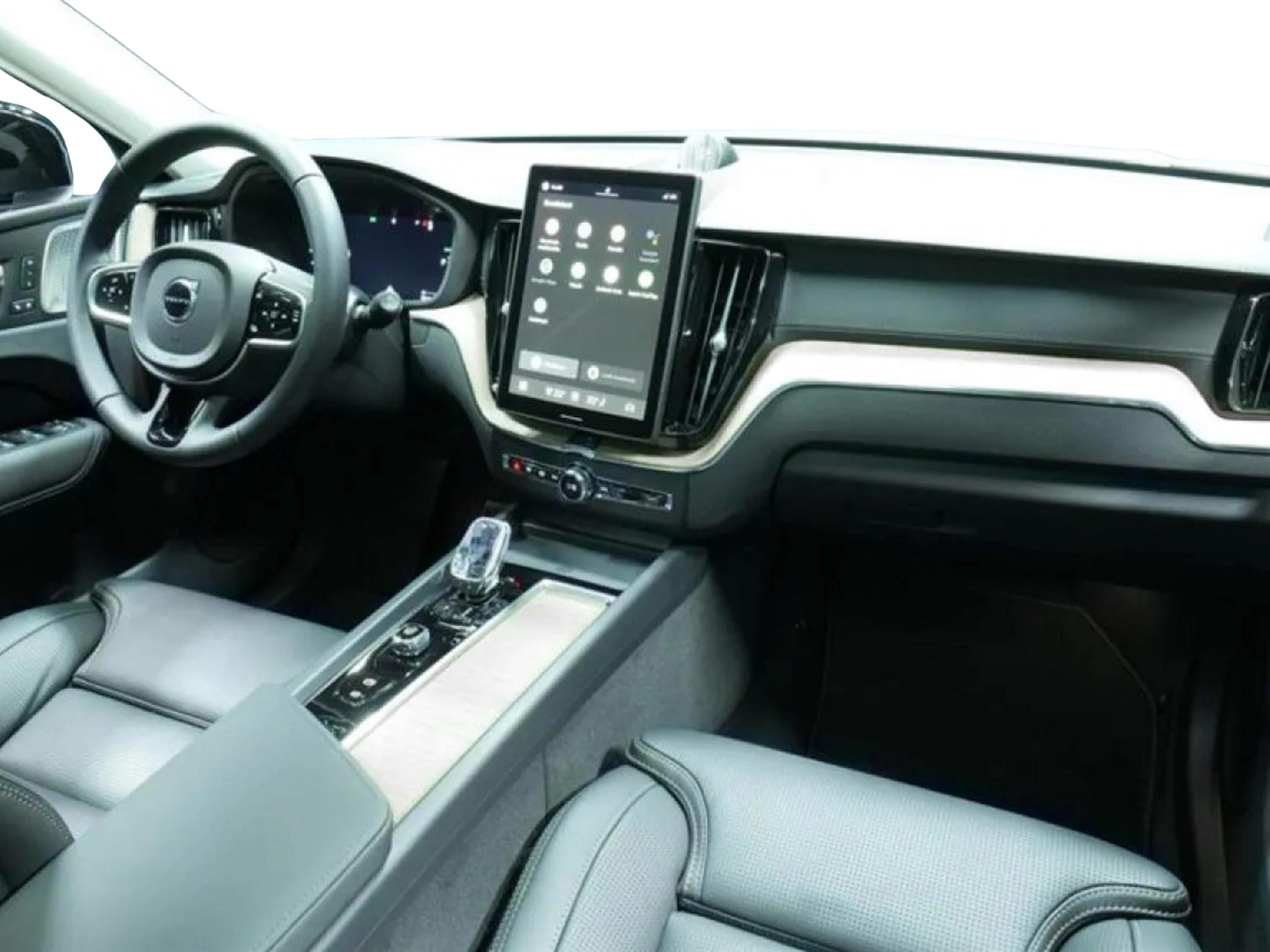Volvo XC60 T6 AWD Long Range Ultra Dark. 2026, kuva 5/16