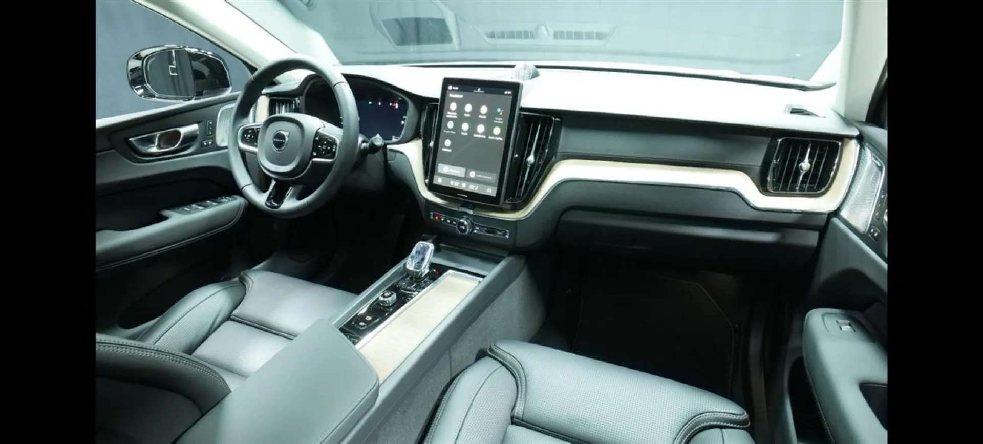 Autokuva 5 - RXU-644