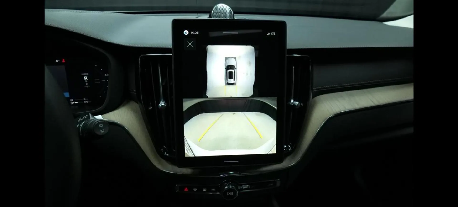 Autokuva 15 - RXU-644