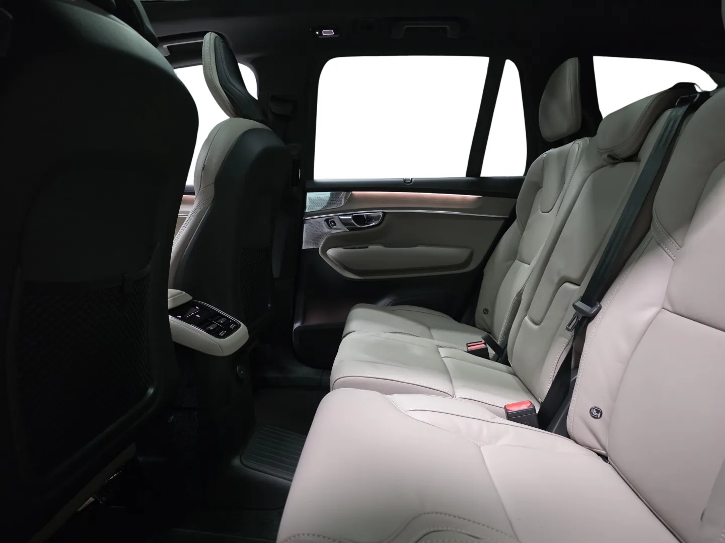 Autokuva 9 - RXU-663