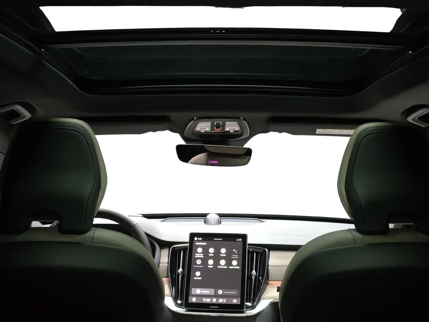 Autokuva 16 - RXU-663