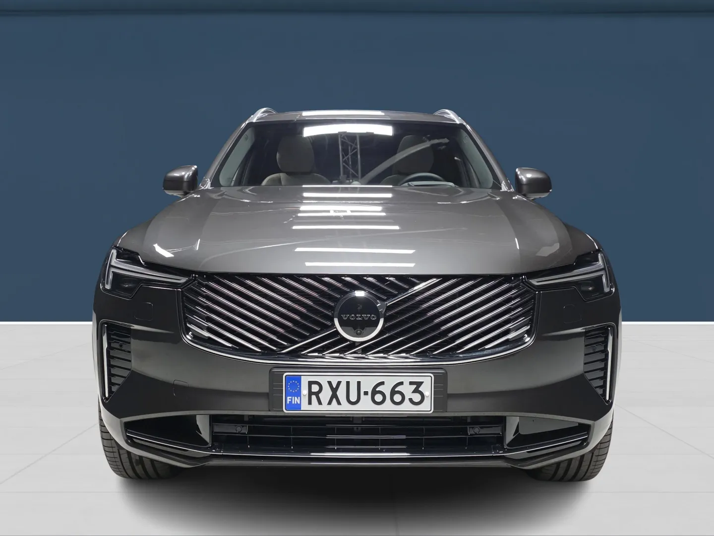 Autokuva 2 - RXU-663