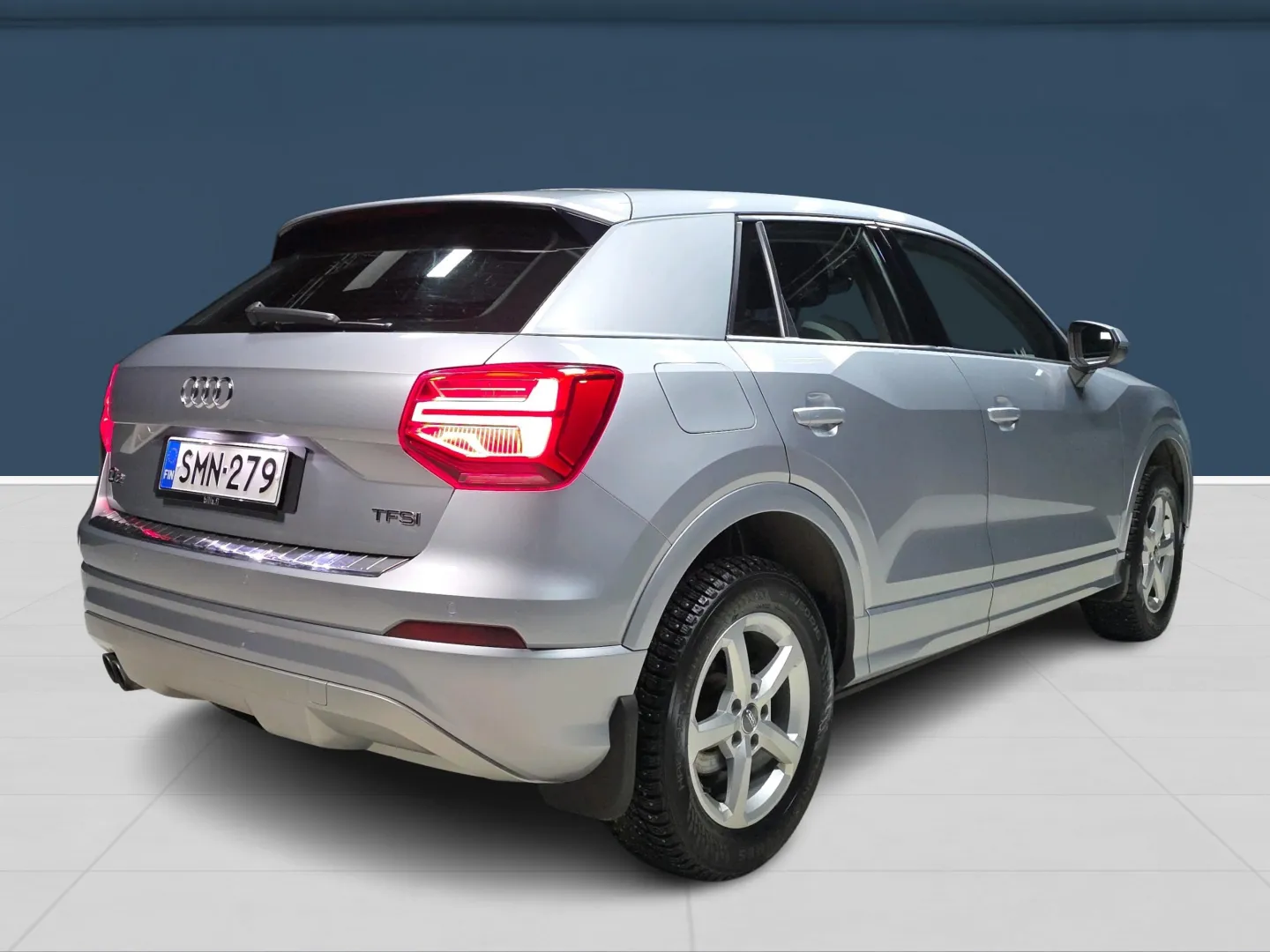 Autokuva 4 - SMN-279