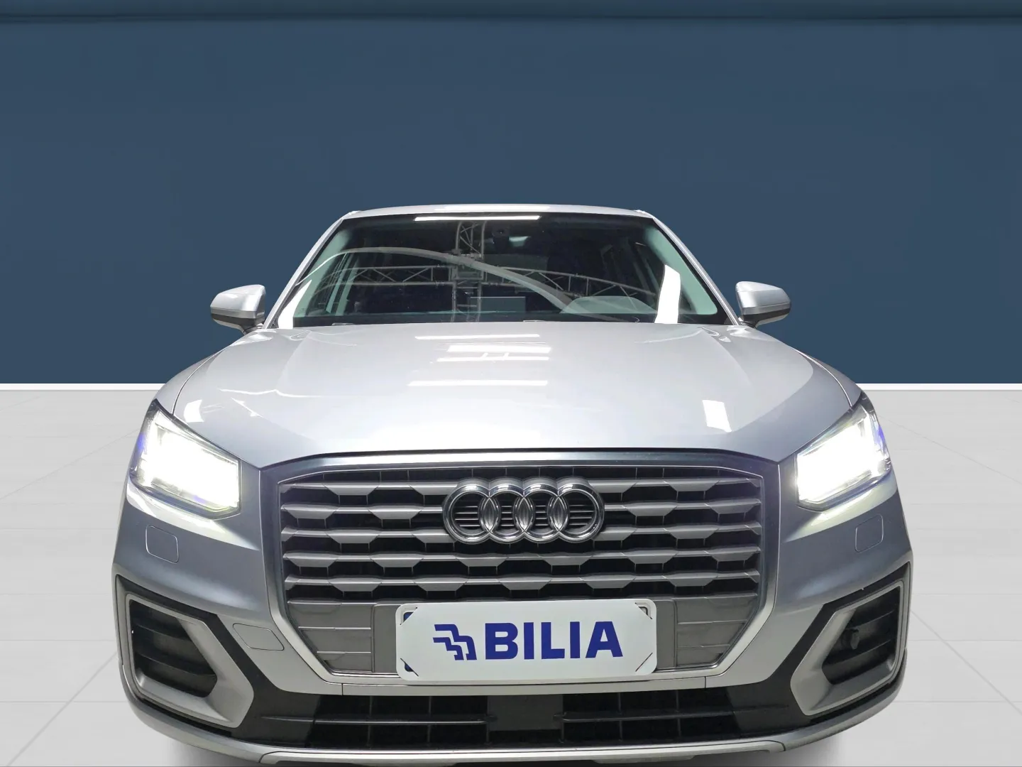 Autokuva 2 - SMN-279