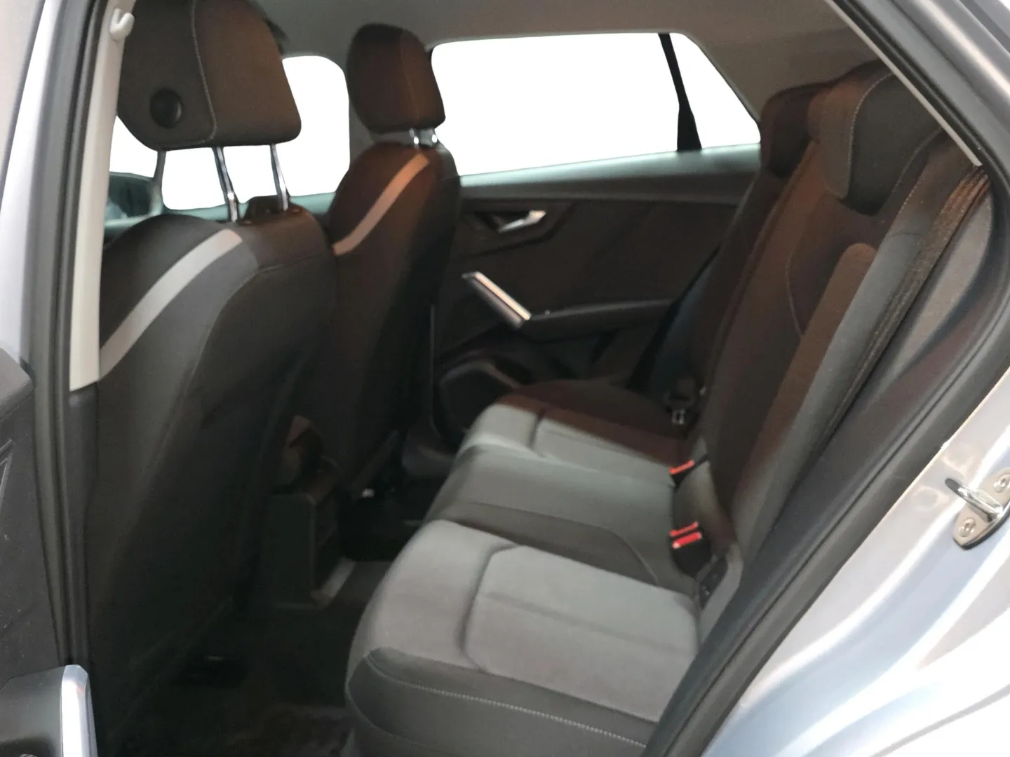 Autokuva 9 - SMN-279