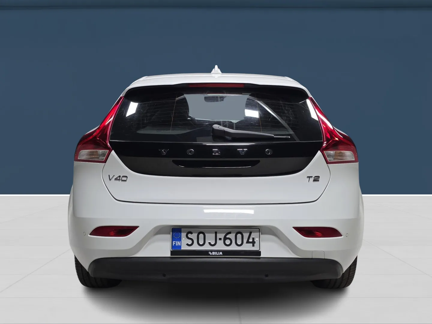 Autokuva 5 - SOJ-604