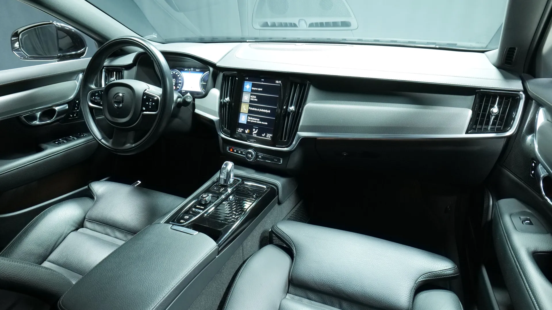 Autokuva 19 - SOJ-608